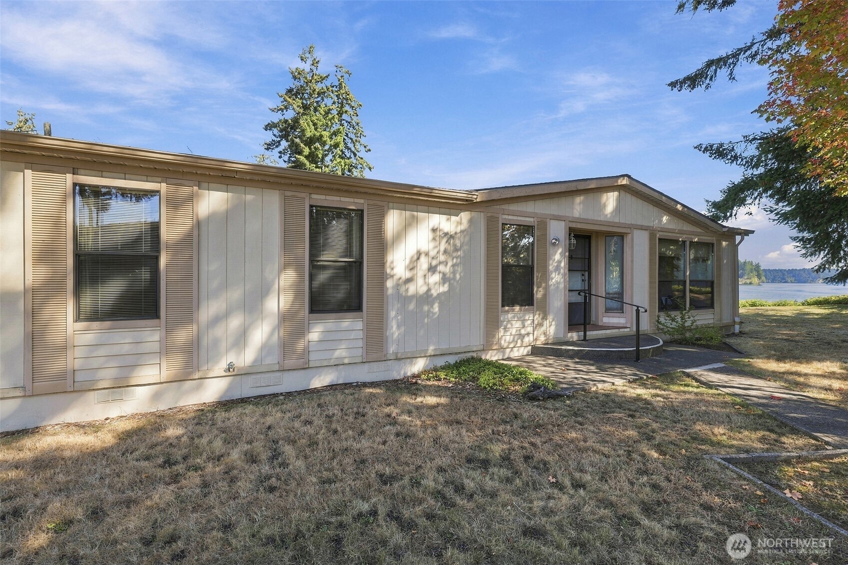 1233 E Libby Road Property Photo 8