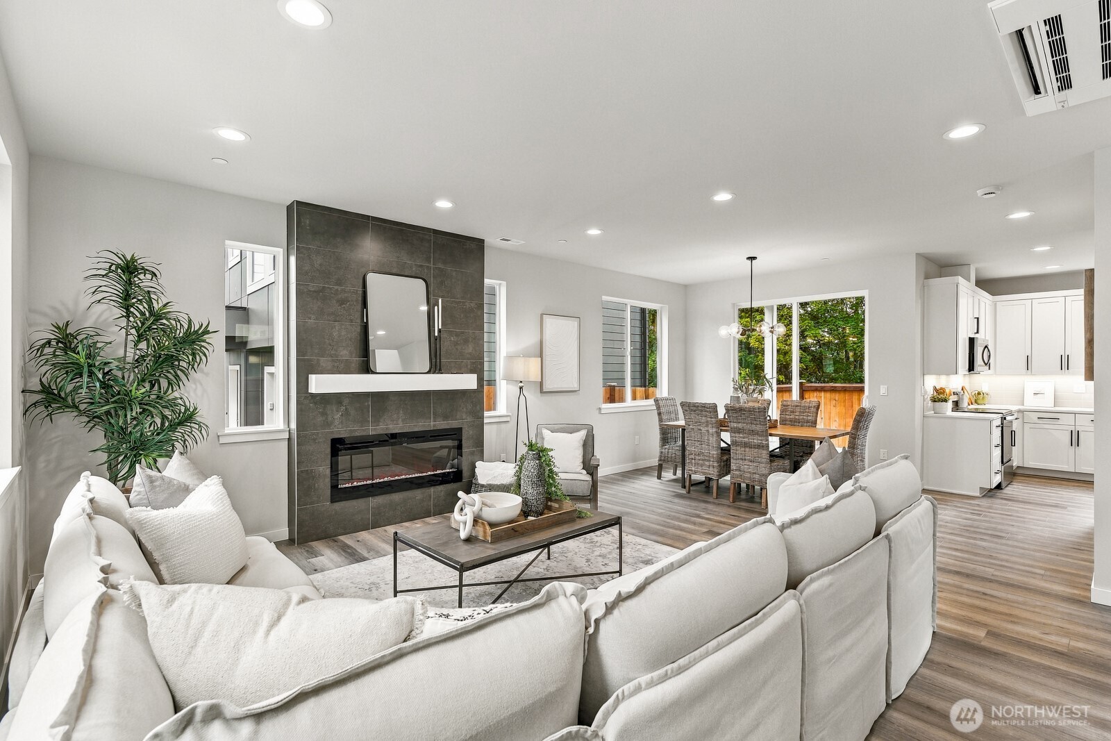 1414 126th Street C Property Photo 2