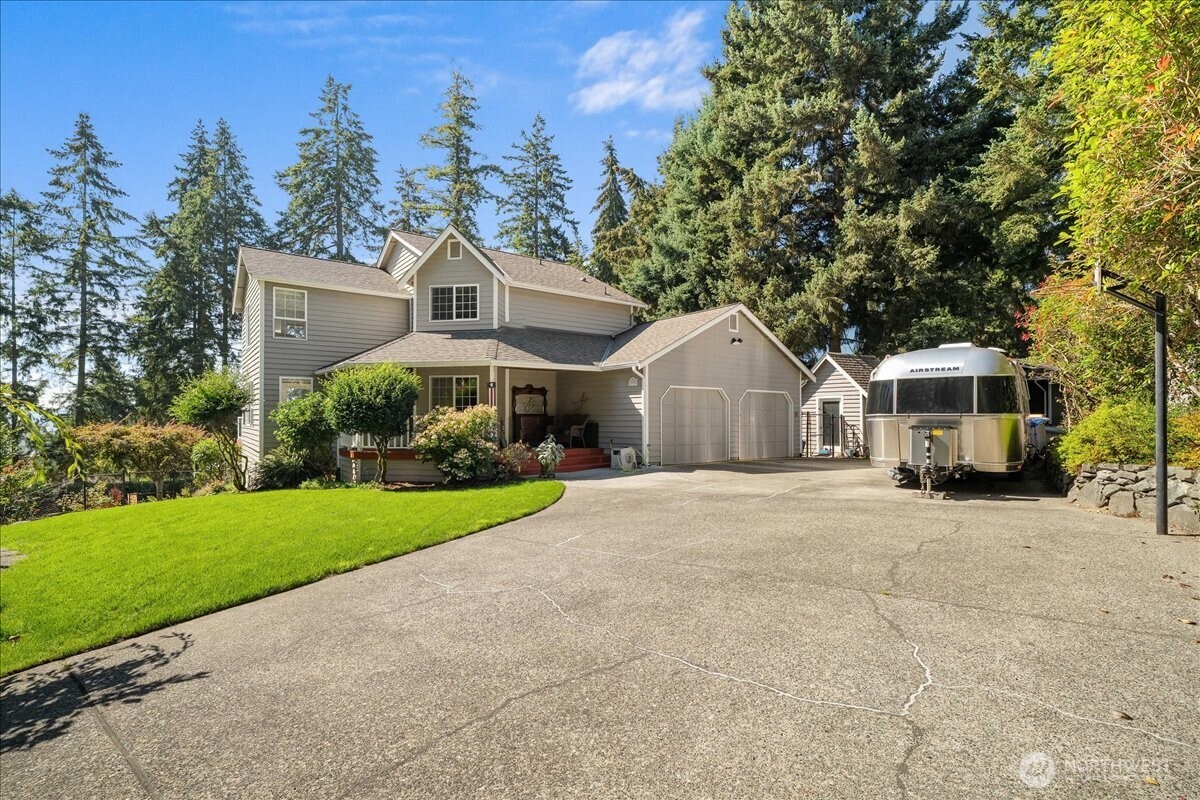 10707 47th Street Property Photo 1