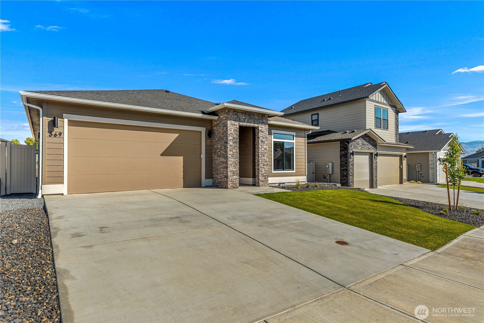 569 S Oasis Loop Property Photo 3