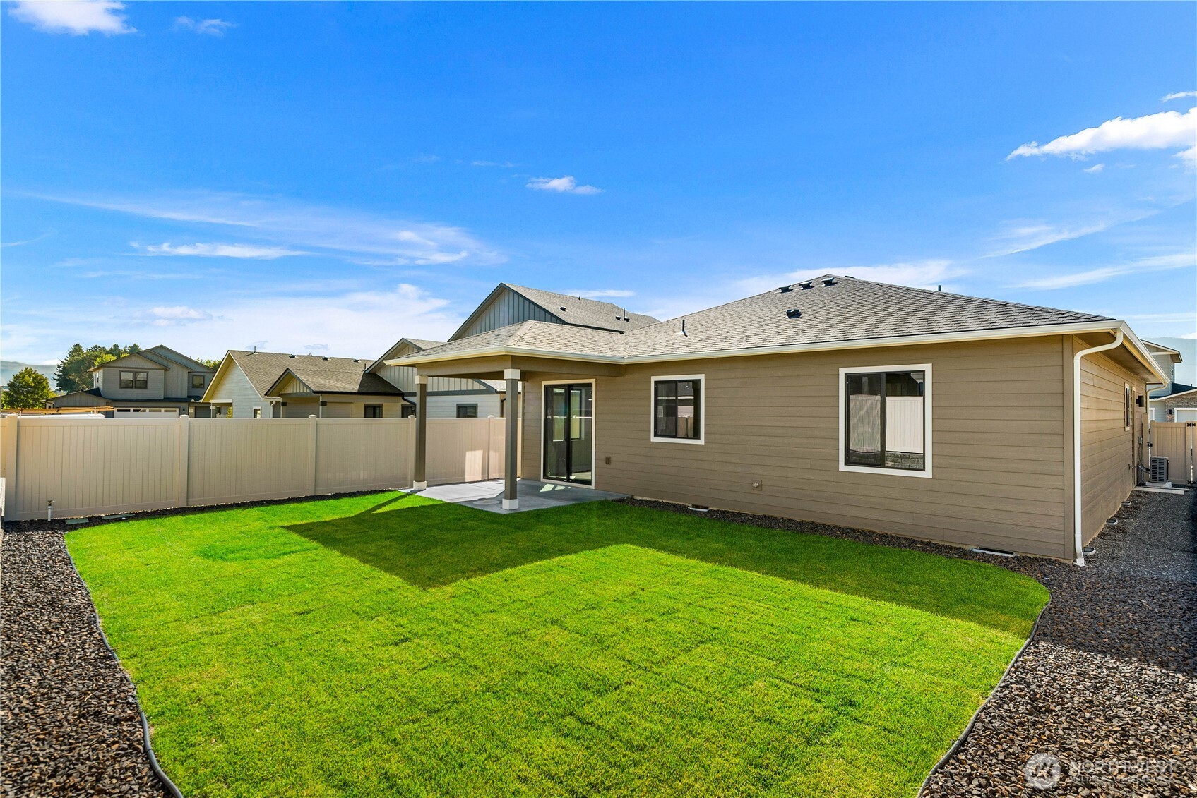 569 S Oasis Loop Property Photo 34