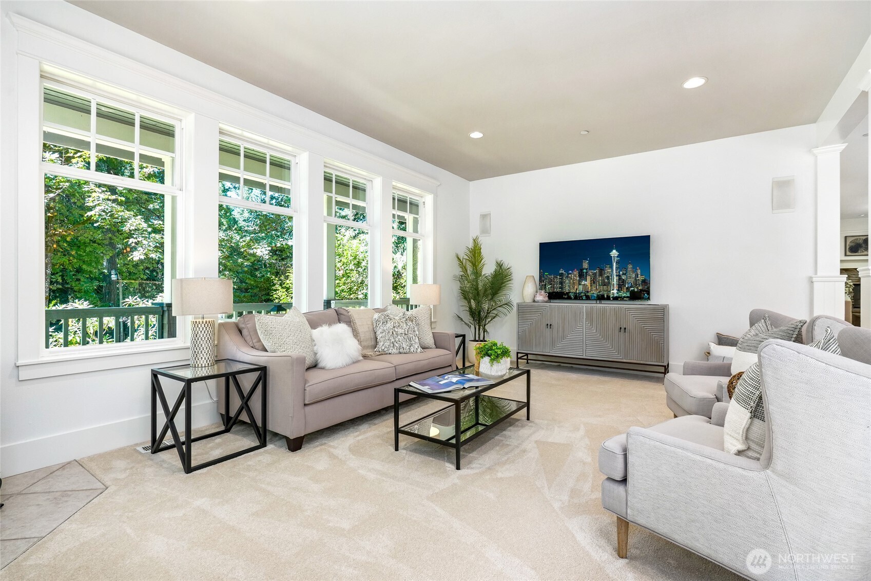 1406 218th Avenue Property Photo 9