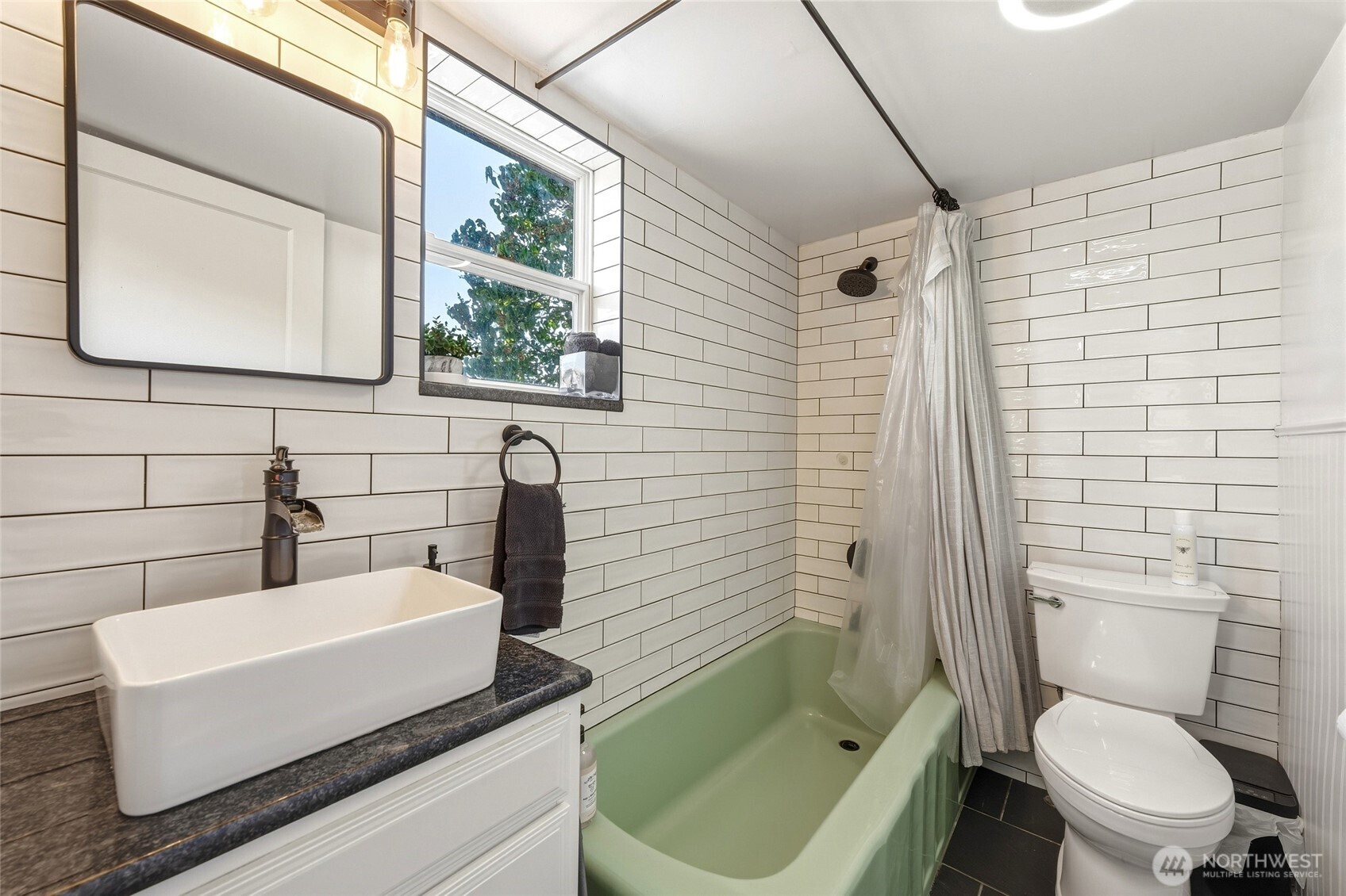 36400 Highway 12 Property Photo 6