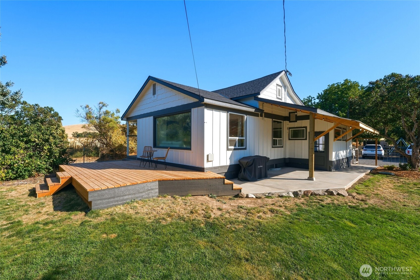 36400 Highway 12 Property Photo 24
