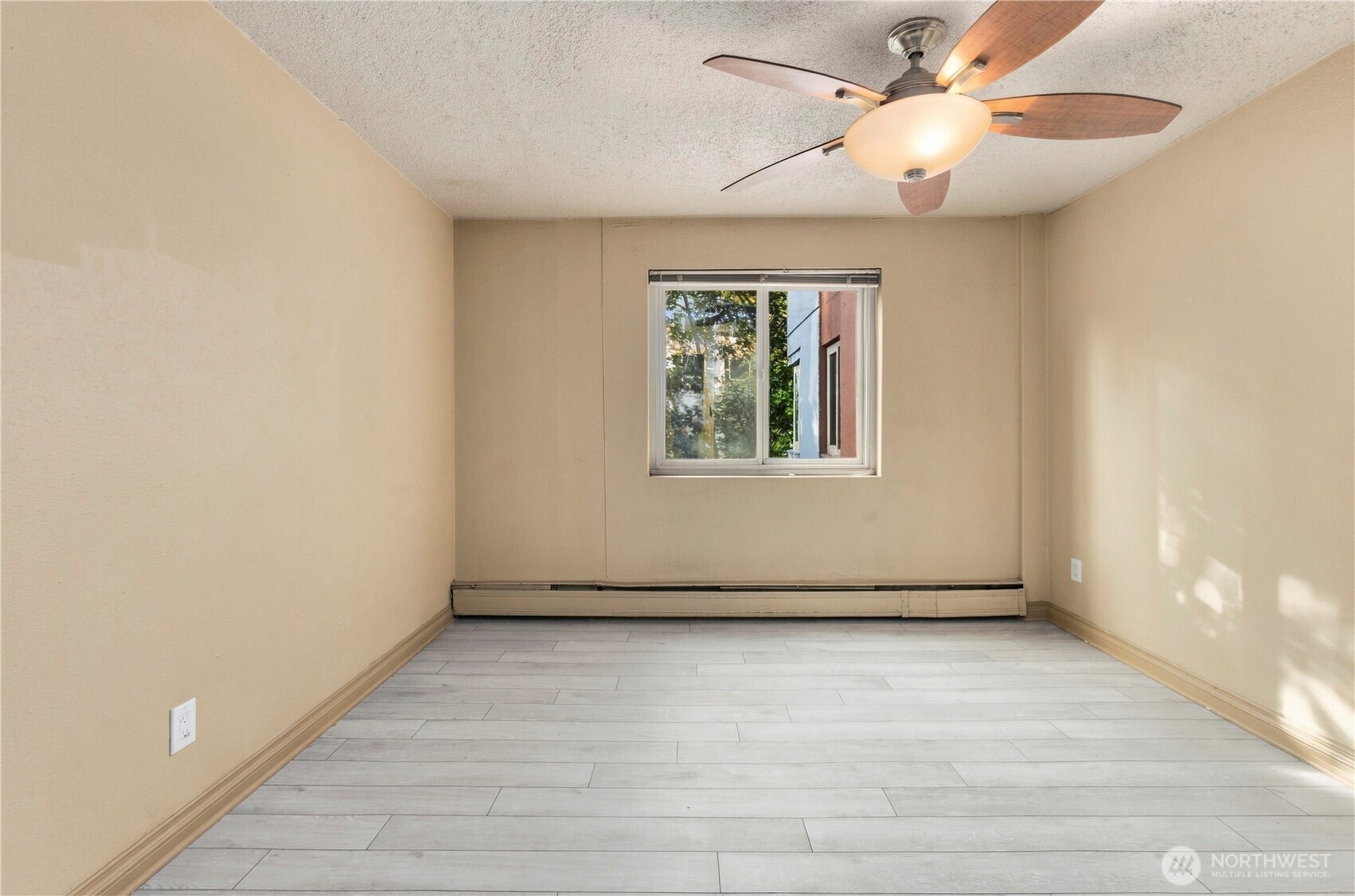 14000 Hubbell Place 1111 Property Photo 14