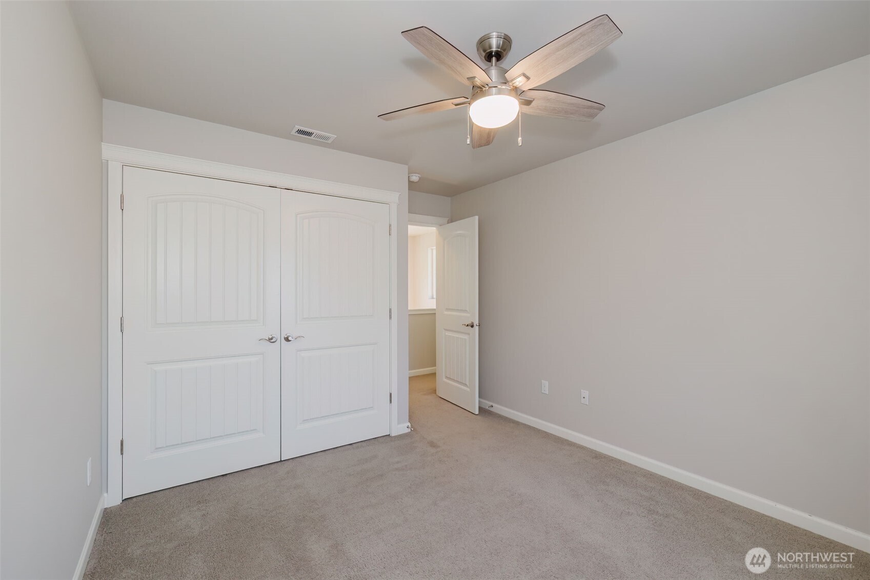 2381 Puget Sound Boulevard Property Photo 22