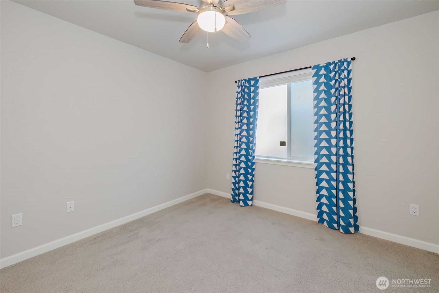 2381 Puget Sound Boulevard Property Photo 23