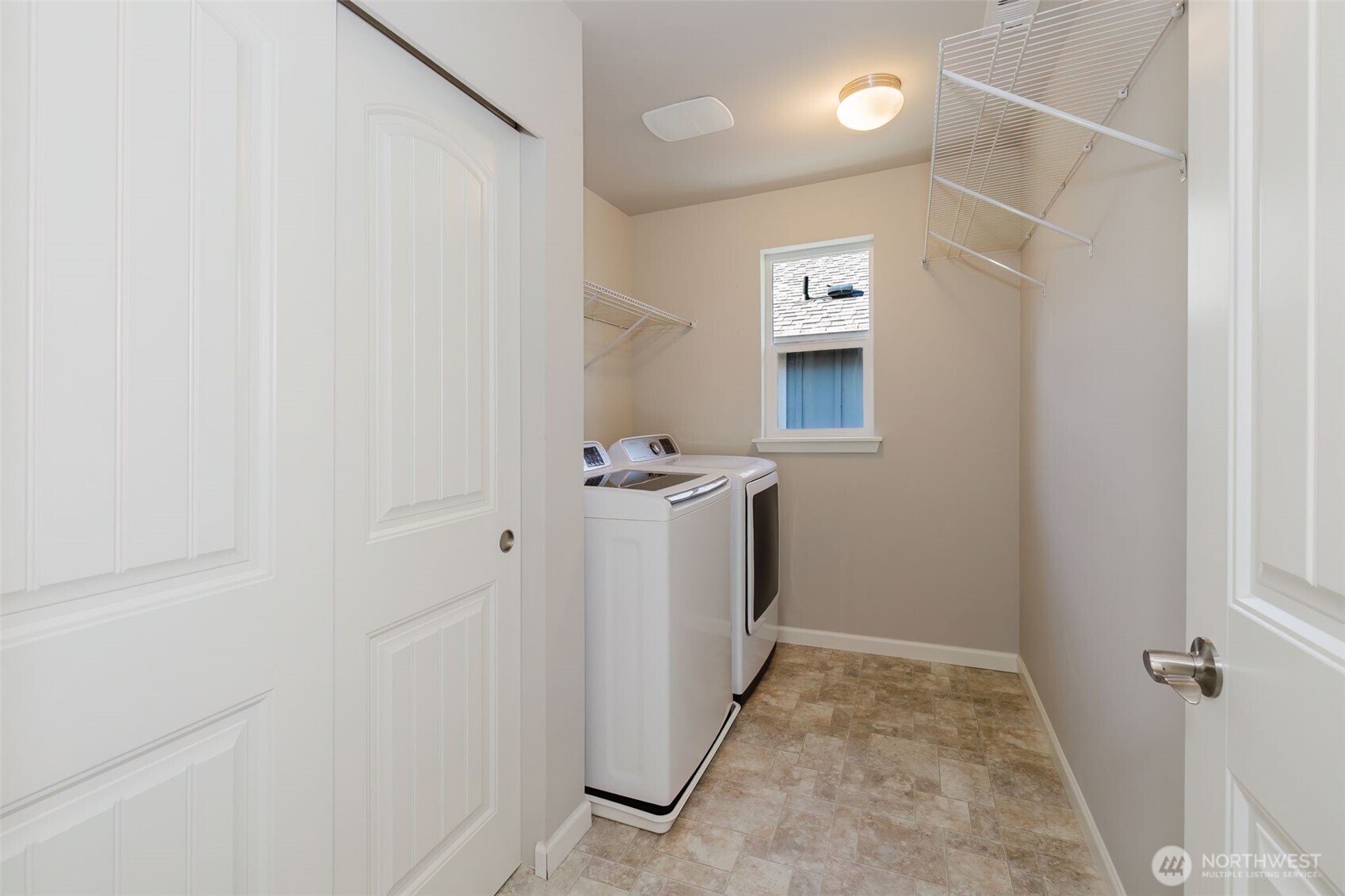 2381 Puget Sound Boulevard Property Photo 28