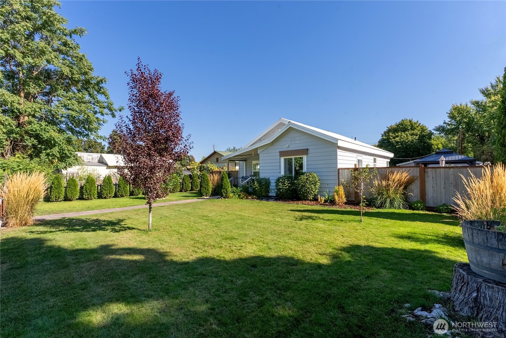 519 S Ash Street Property Photo 2