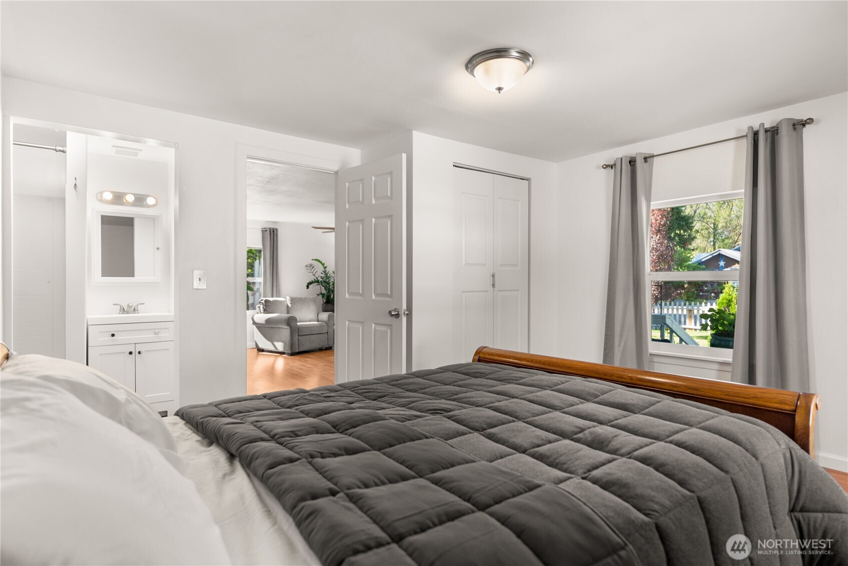519 S Ash Street Property Photo 14