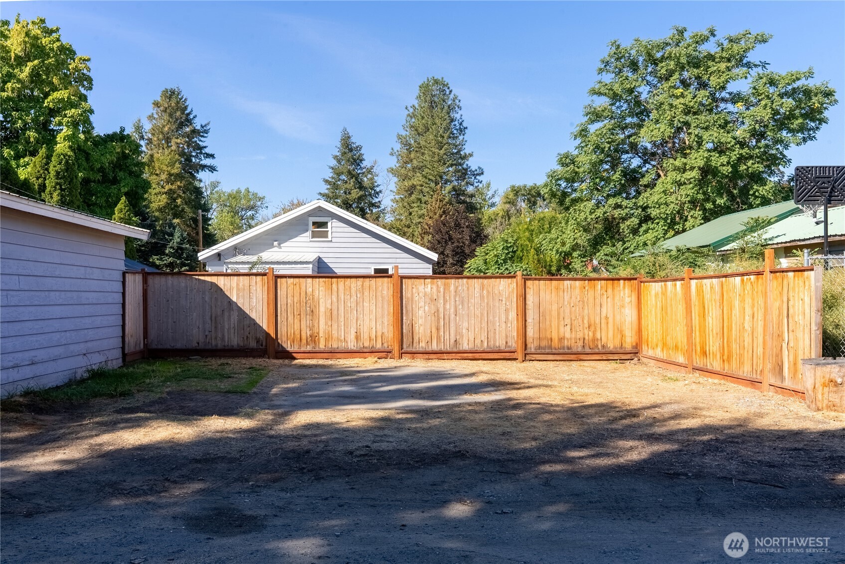519 S Ash Street Property Photo 35