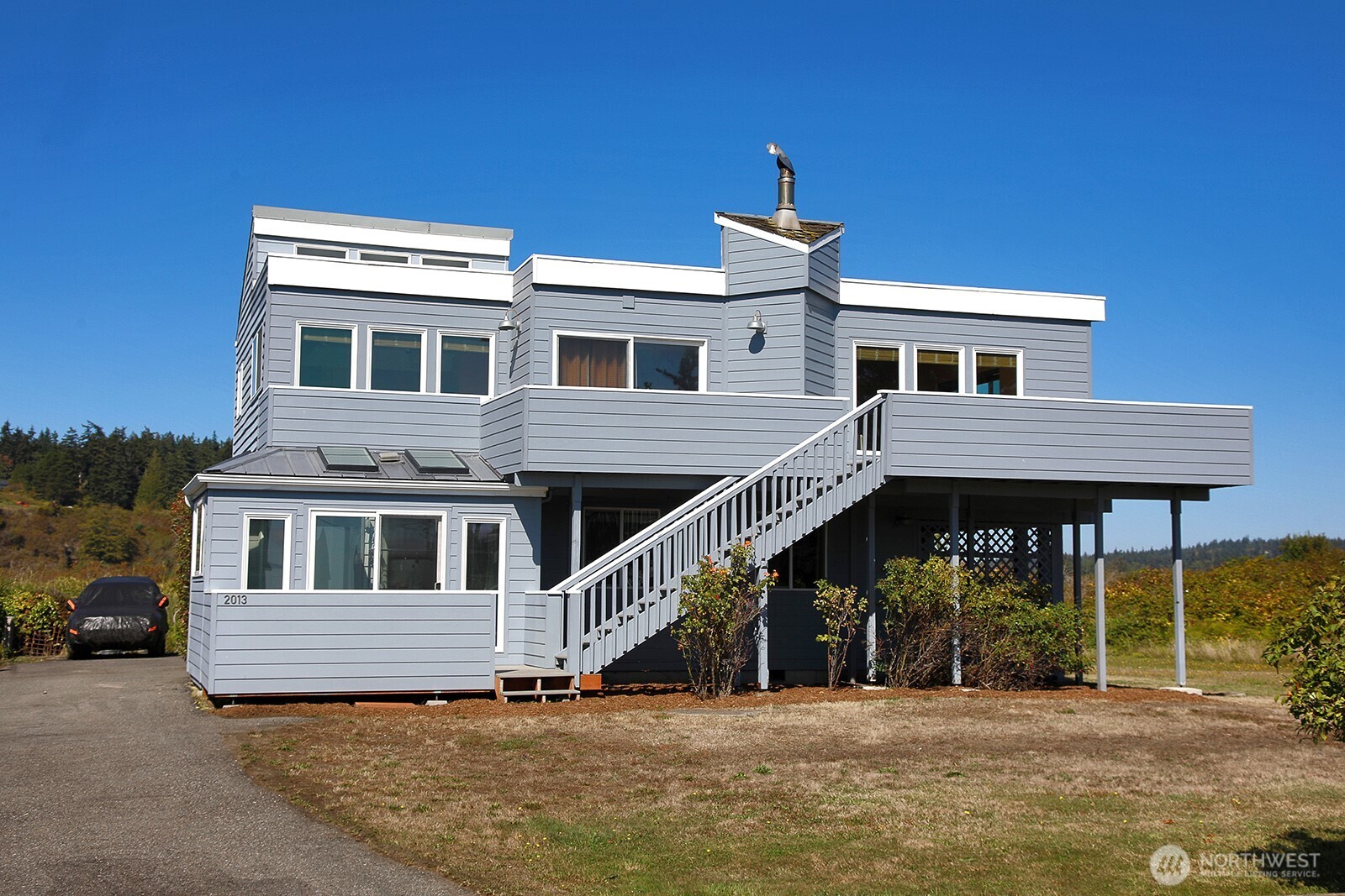 2013 Shore Avenue Property Photo 2
