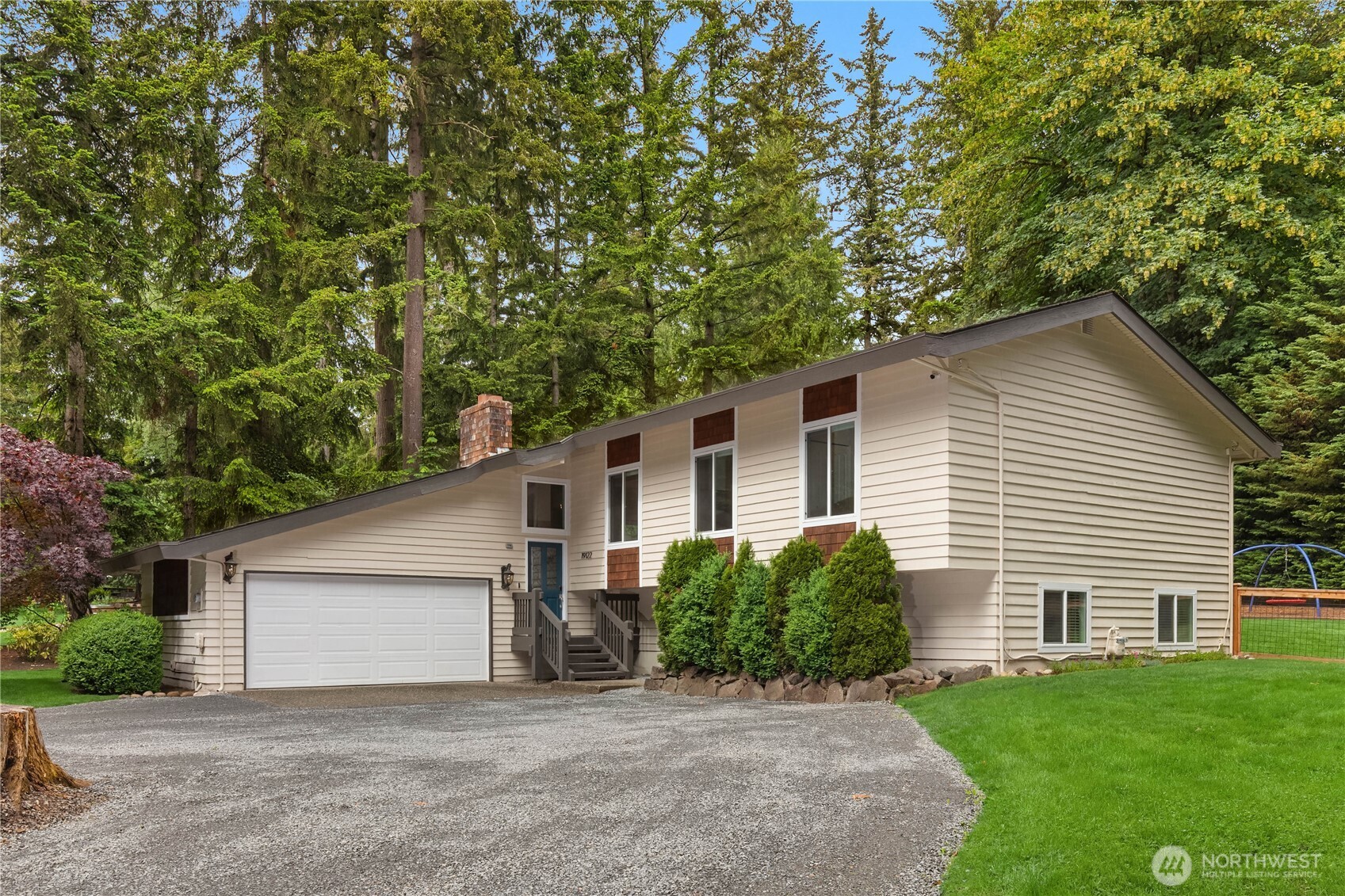 19122 181st Avenue Property Photo 2