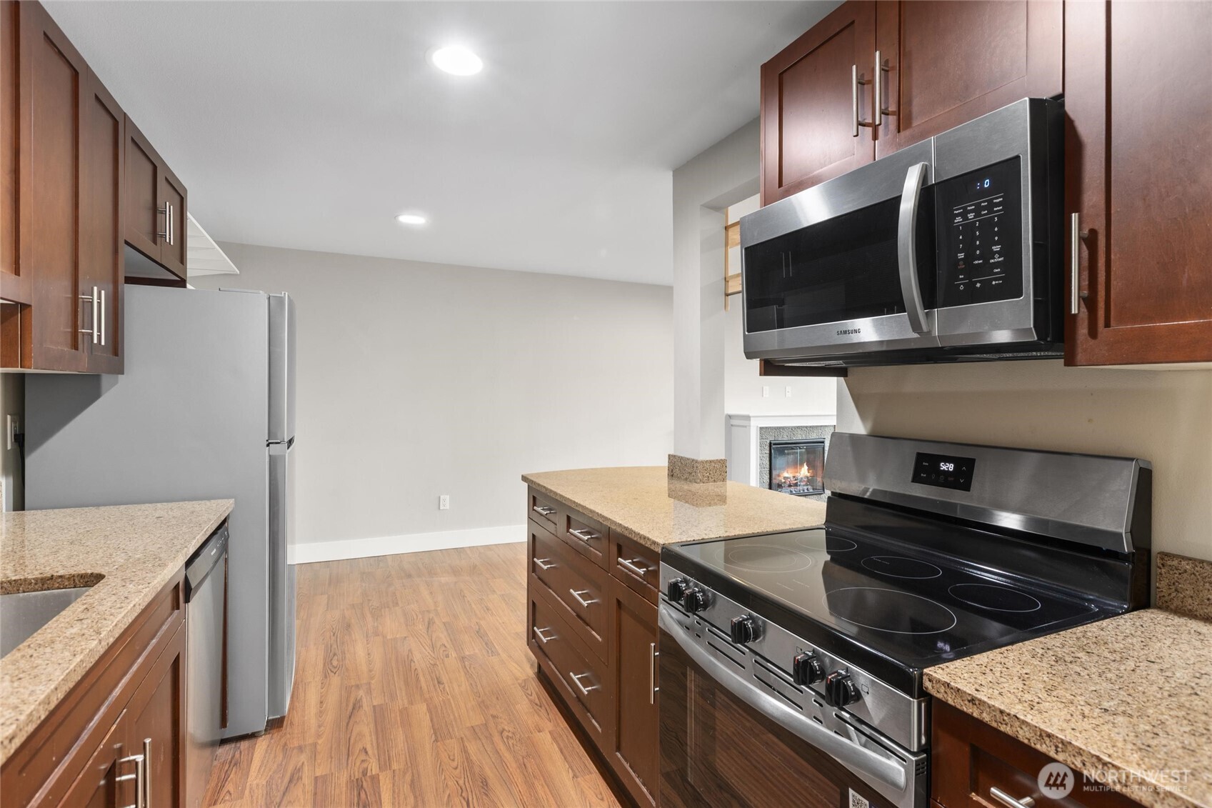 21307 48th Avenue C104 Property Photo 5