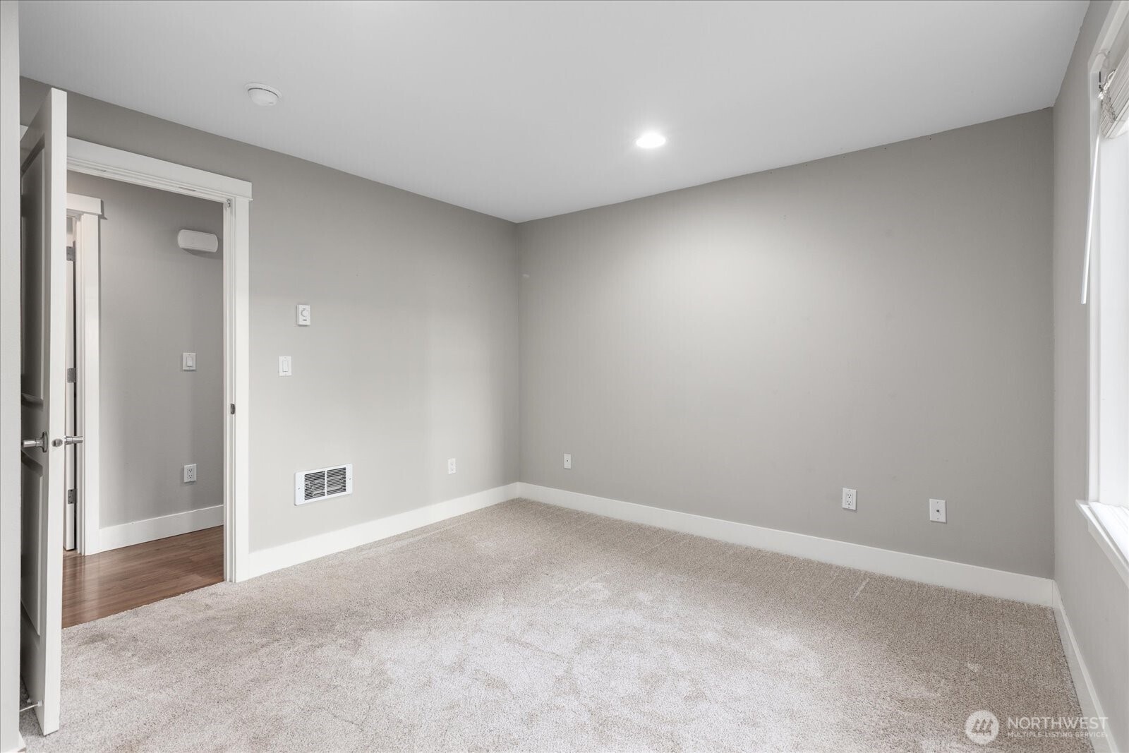 21307 48th Avenue C104 Property Photo 9