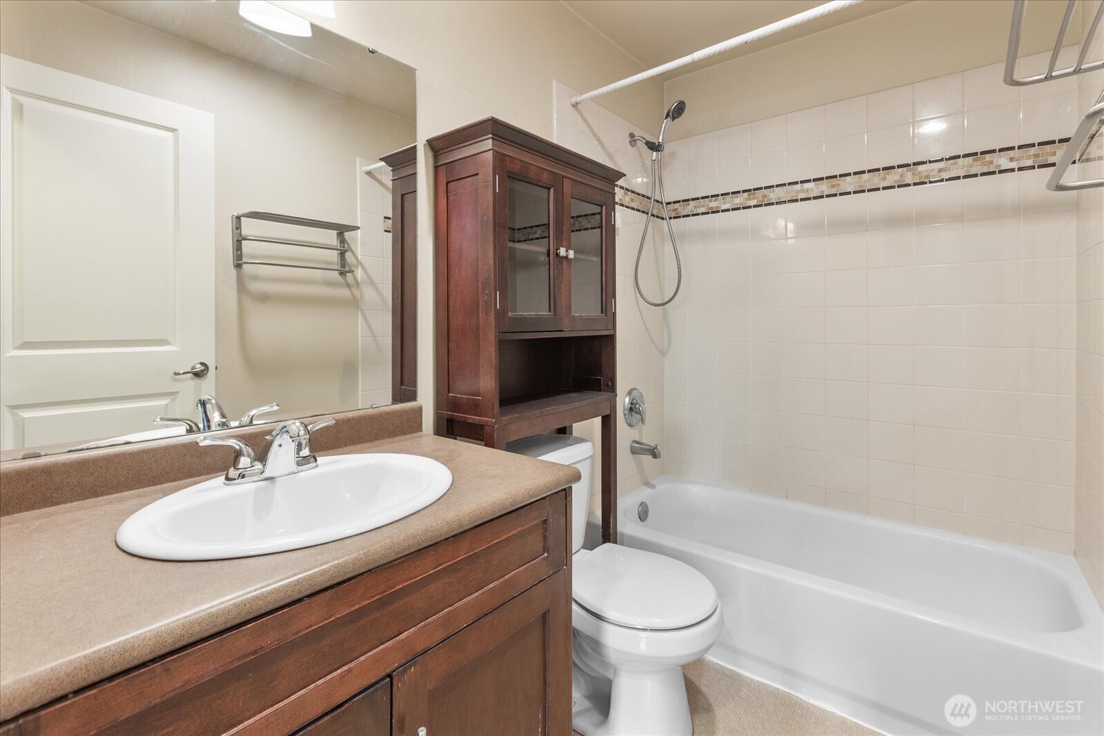 21307 48th Avenue C104 Property Photo 11
