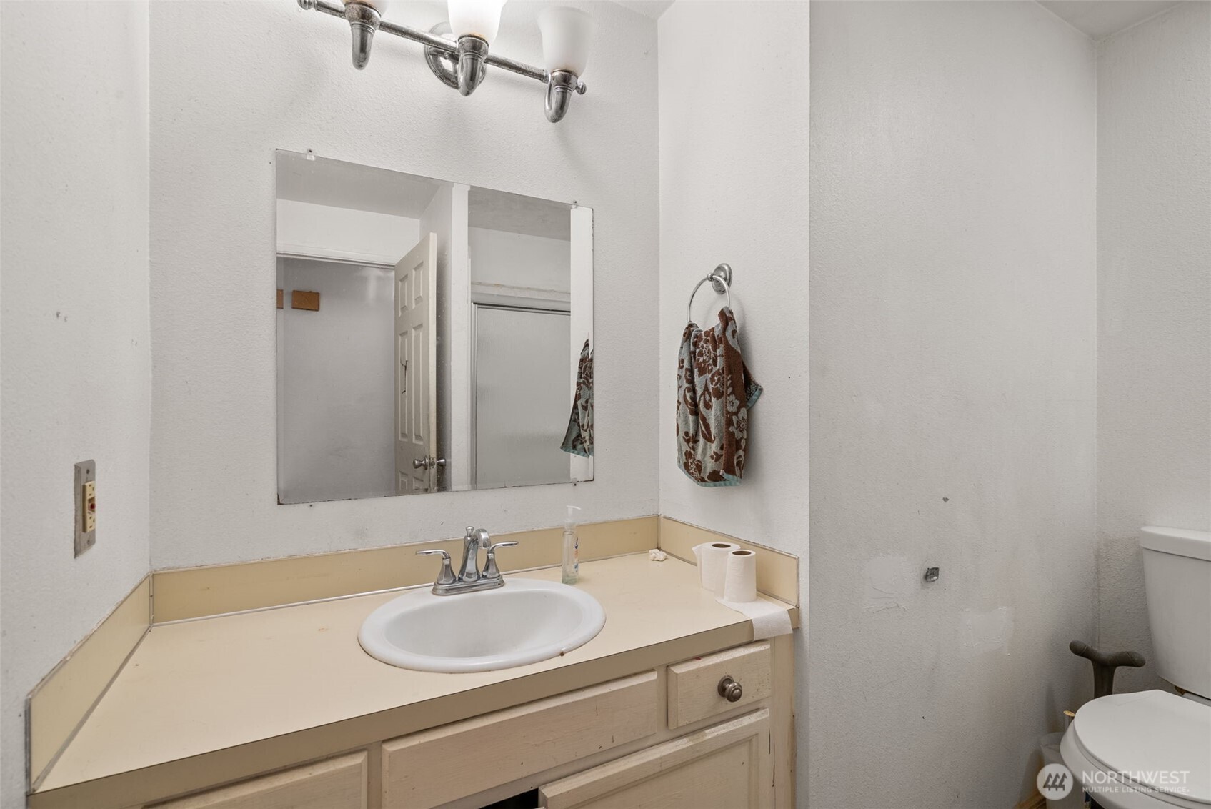 13708 Se 268th Street Property Photo 9