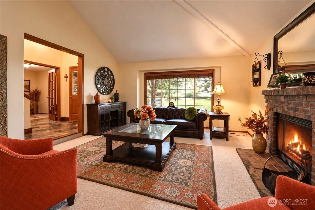 18316 Cedarbough Loop Property Photo 7