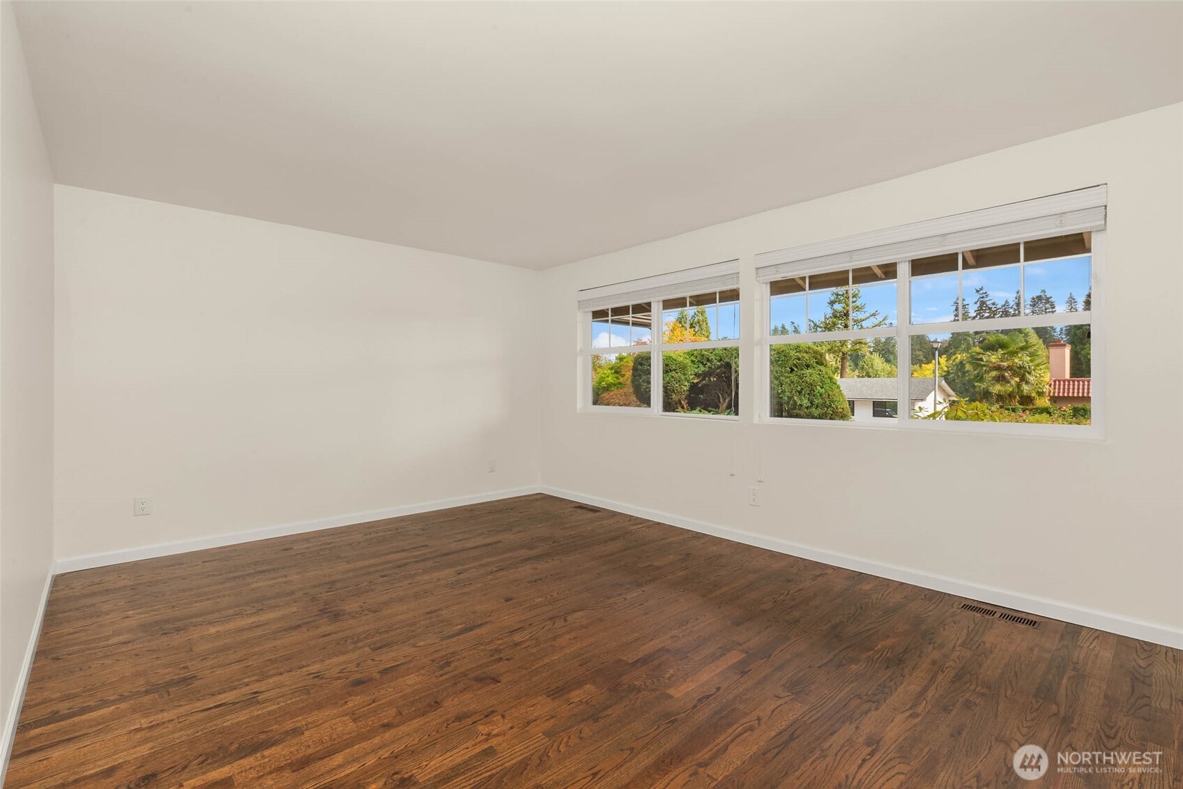 1635 180th Avenue Property Photo 9
