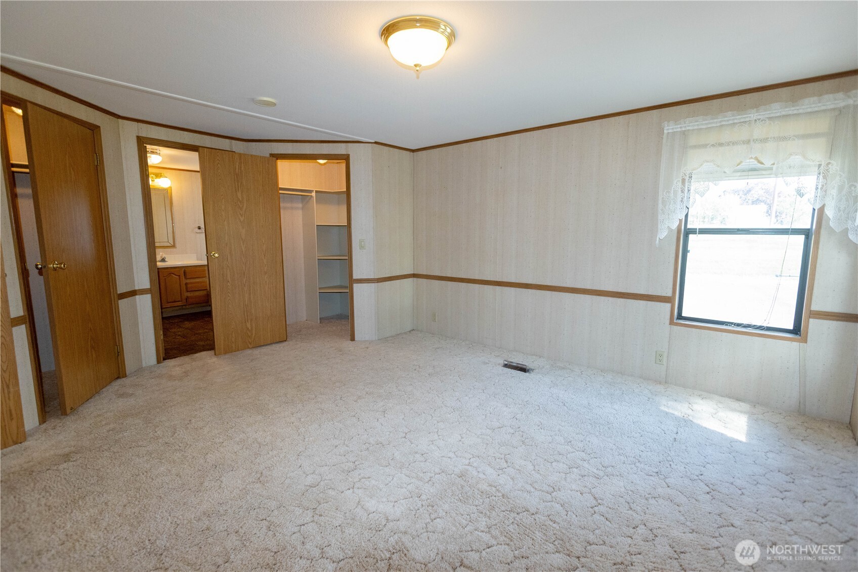 1464 Sandpiper Lane Property Photo 6