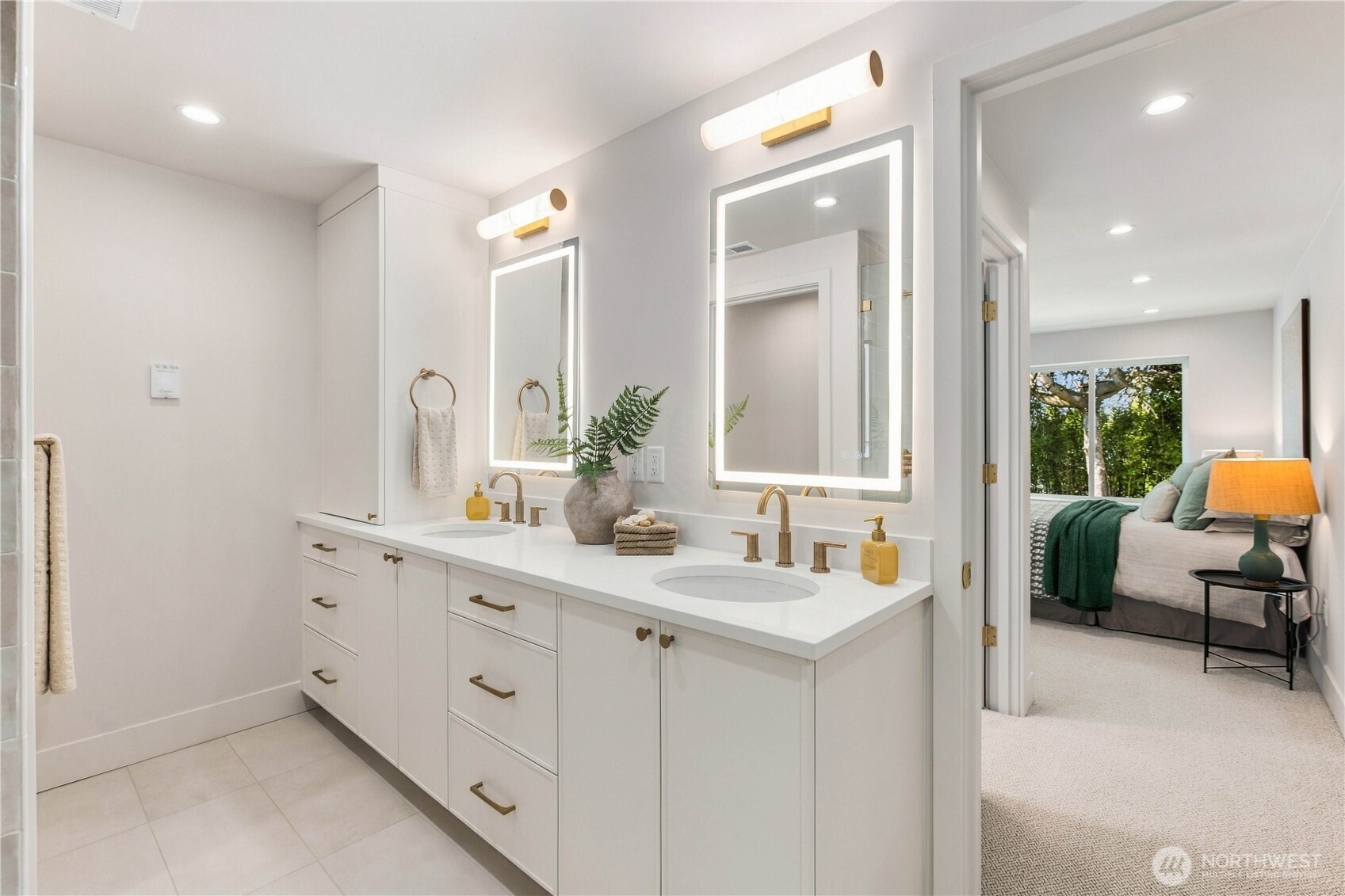12009 Palatine Avenue Property Photo 22