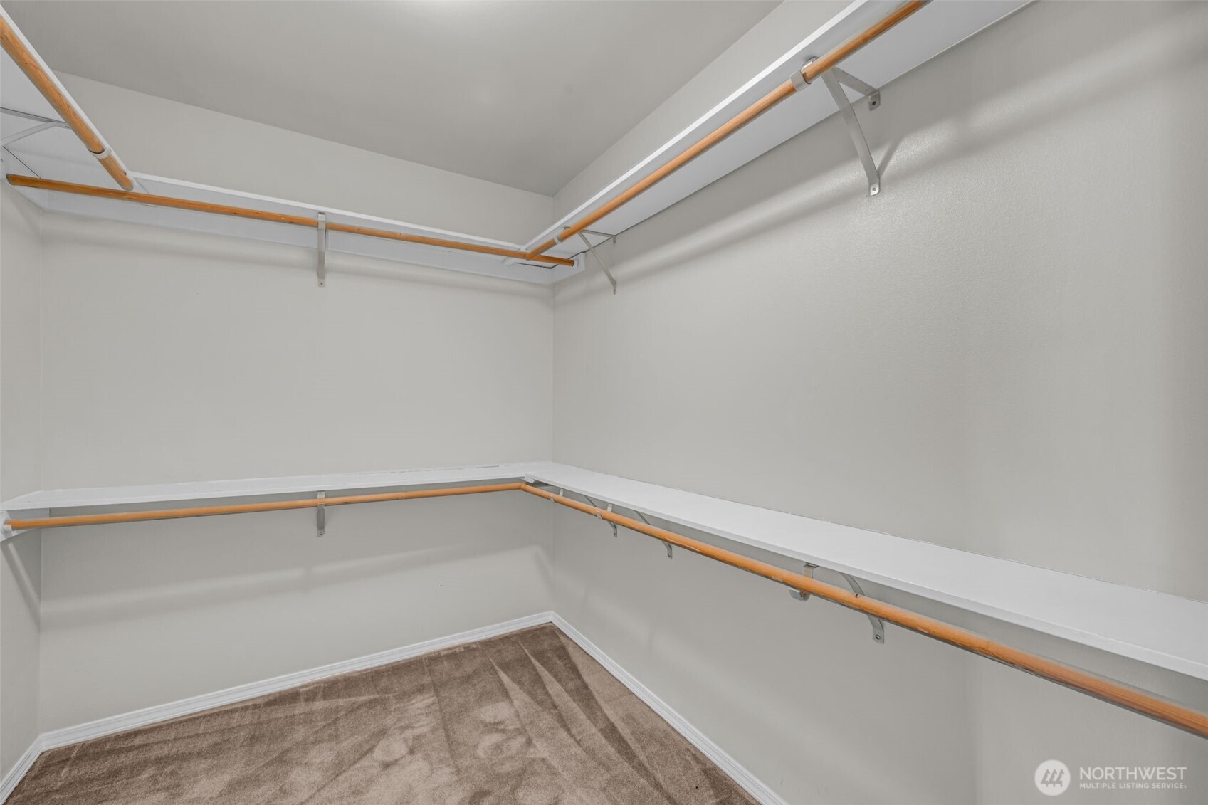 17336 Military Road Property Photo 18