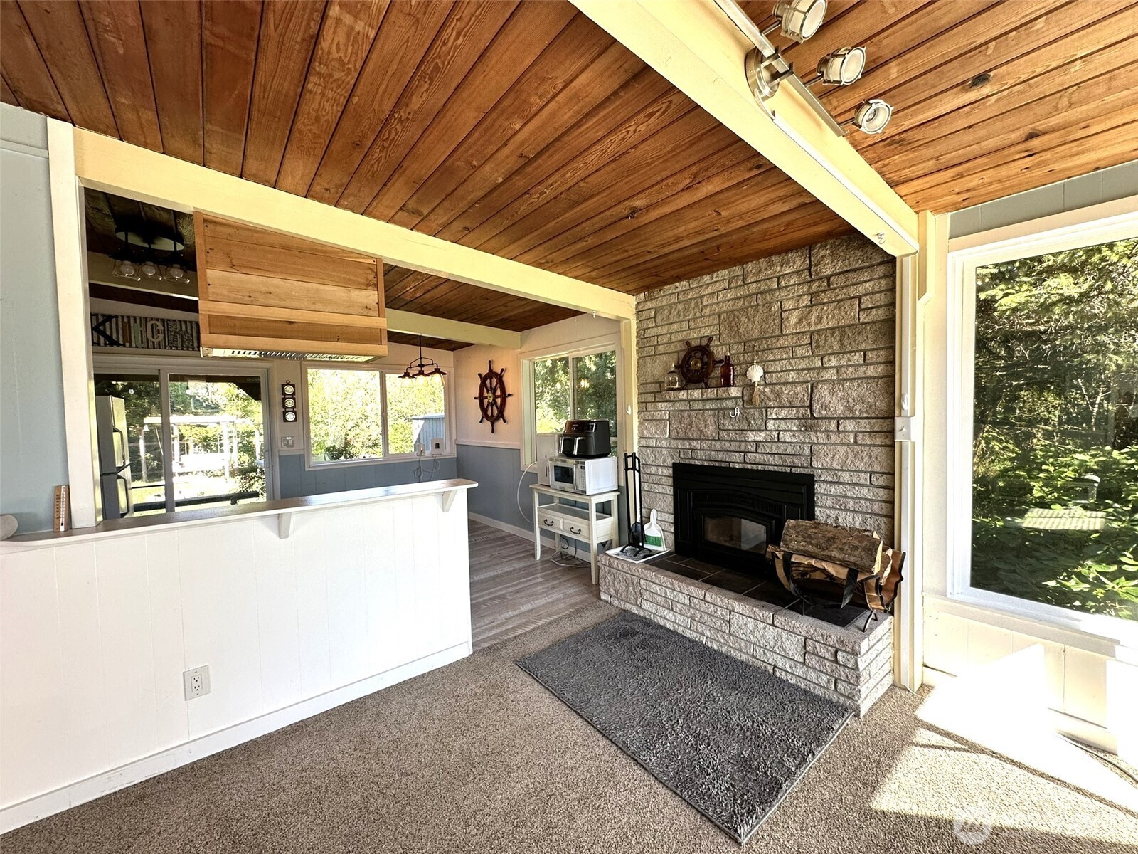 564 Ensign Avenue Property Photo 12