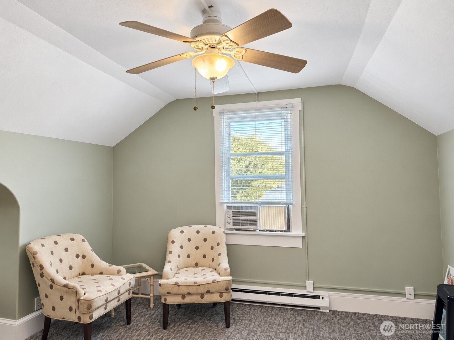 2320 Commercial Avenue Property Photo 18