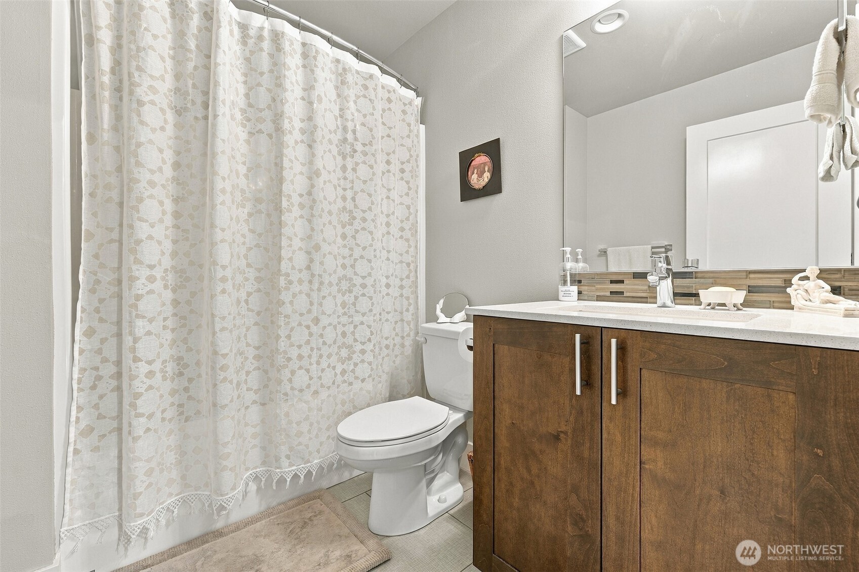 18234 73rd Avenue 103 Property Photo 13
