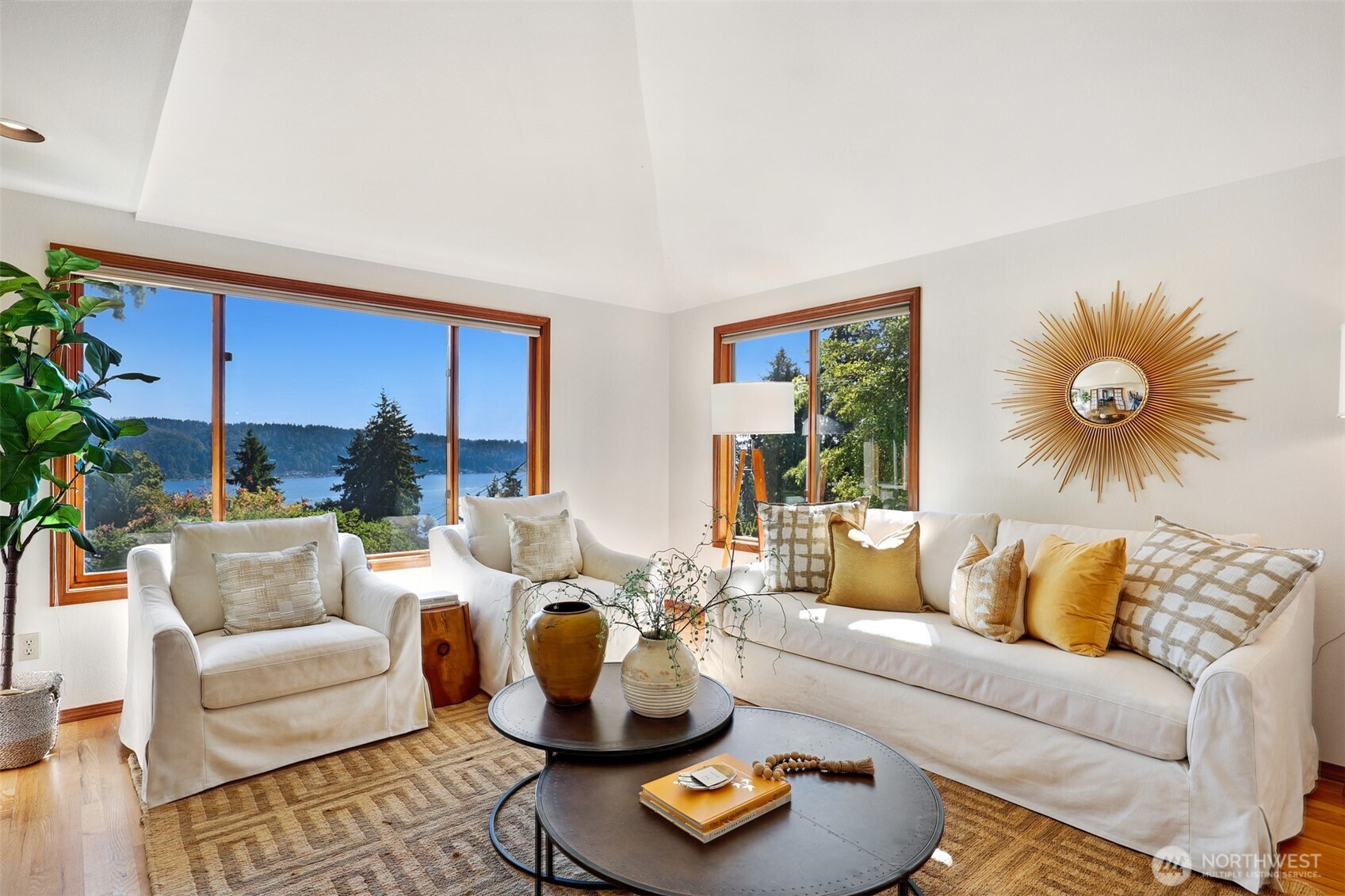 13025 42nd Avenue Property Photo 3