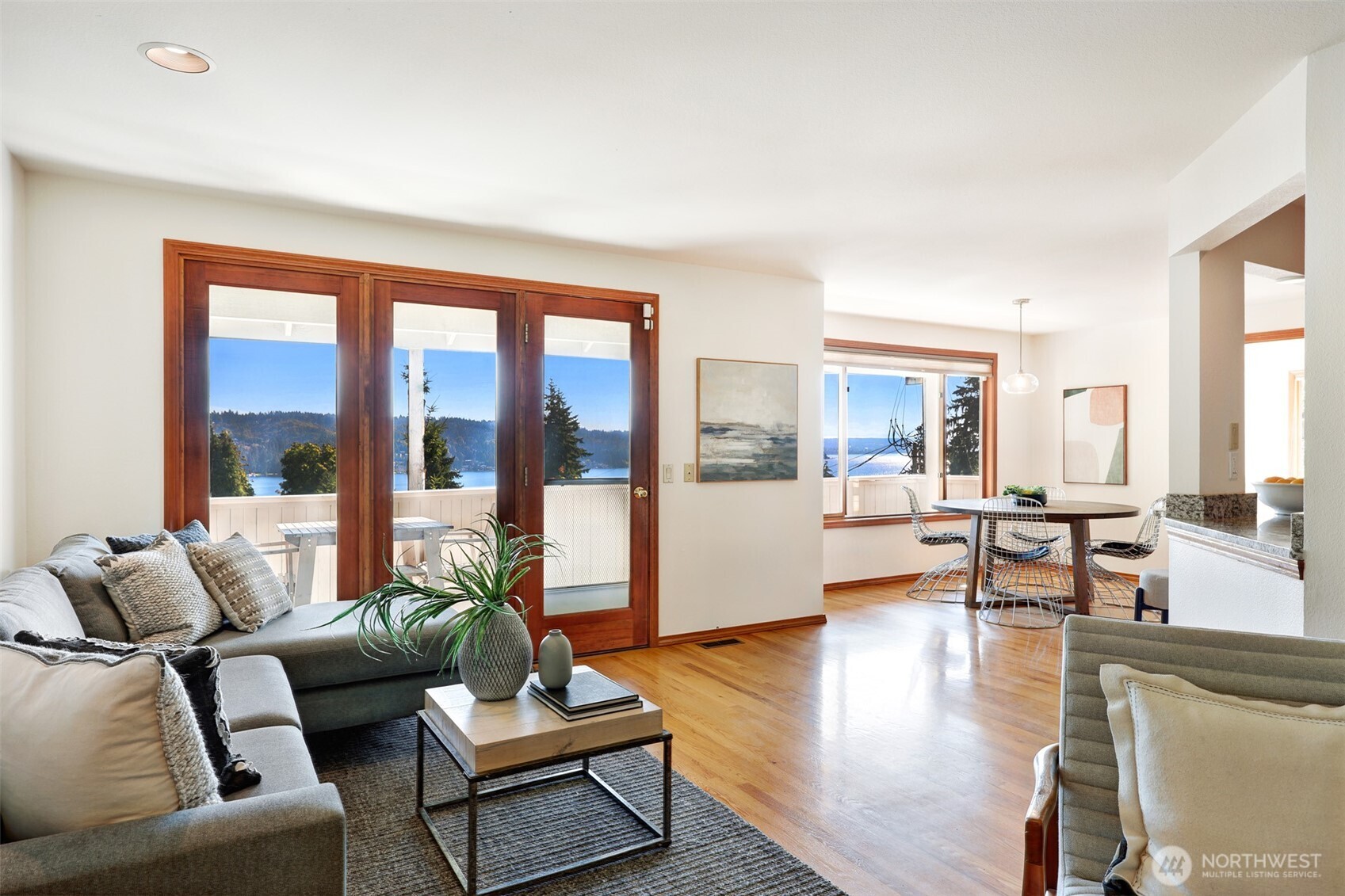 13025 42nd Avenue Property Photo 5