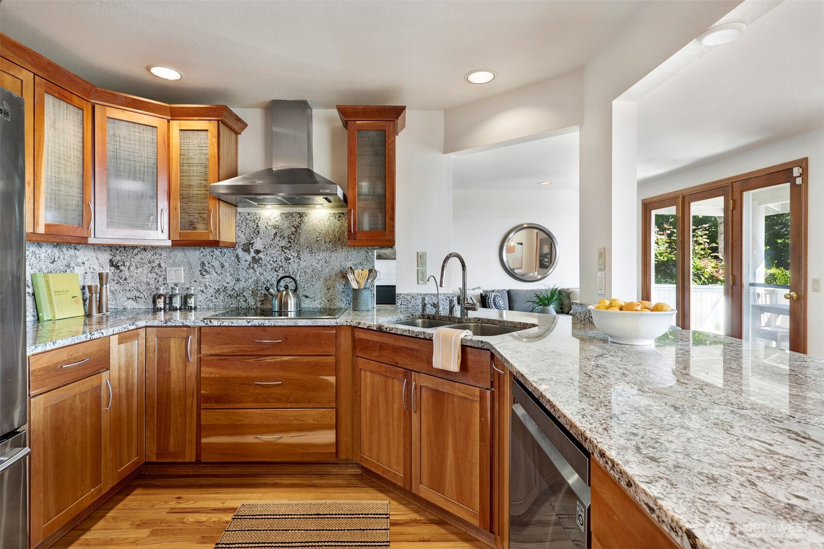 13025 42nd Avenue Property Photo 12