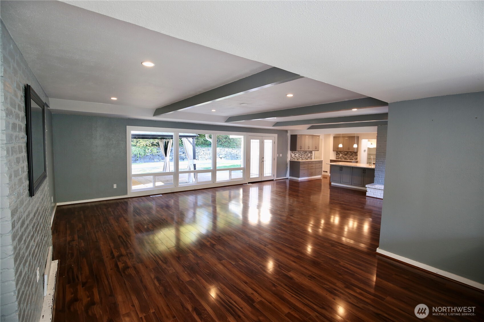 7307 Artondale Drive Property Photo 4