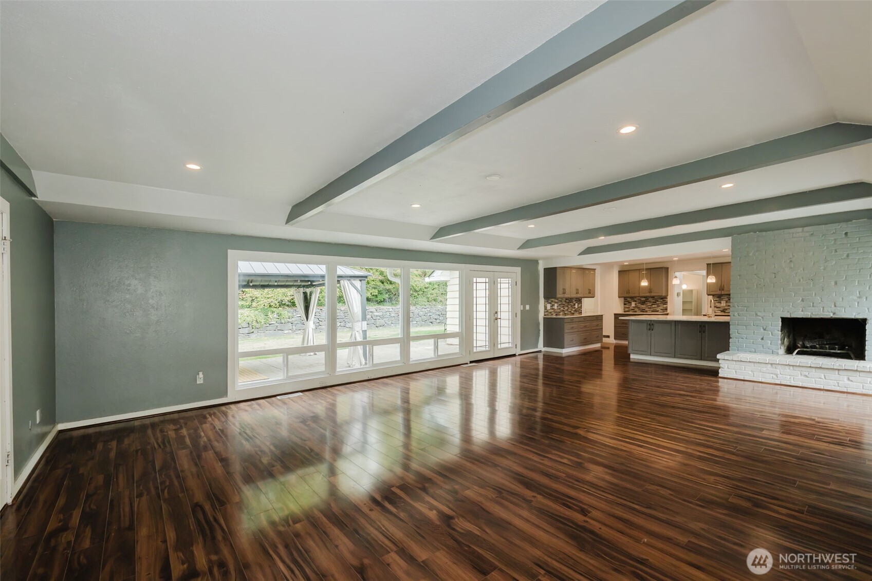 7307 Artondale Drive Property Photo 4