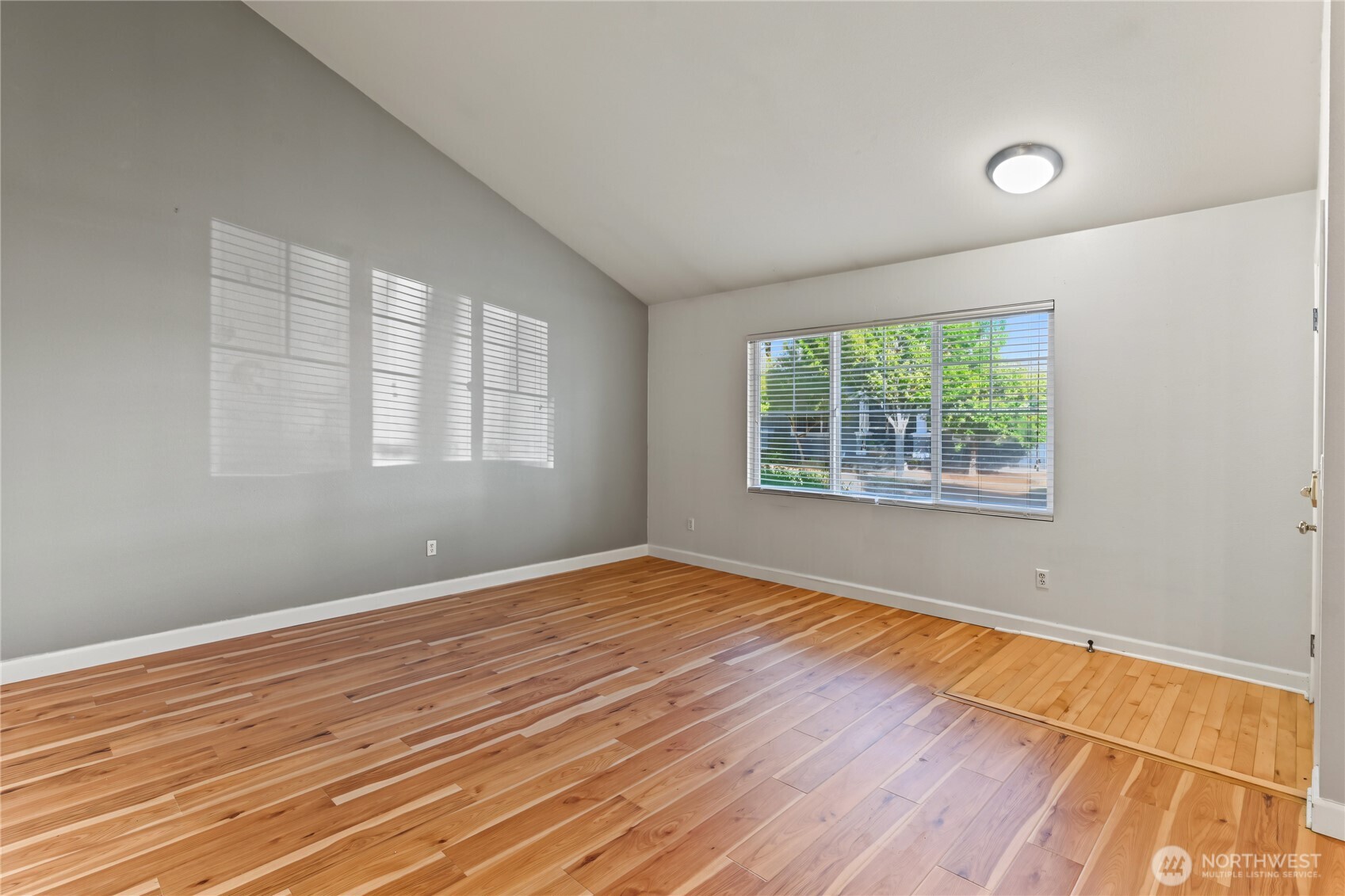 6609 Indiana Street Property Photo 7