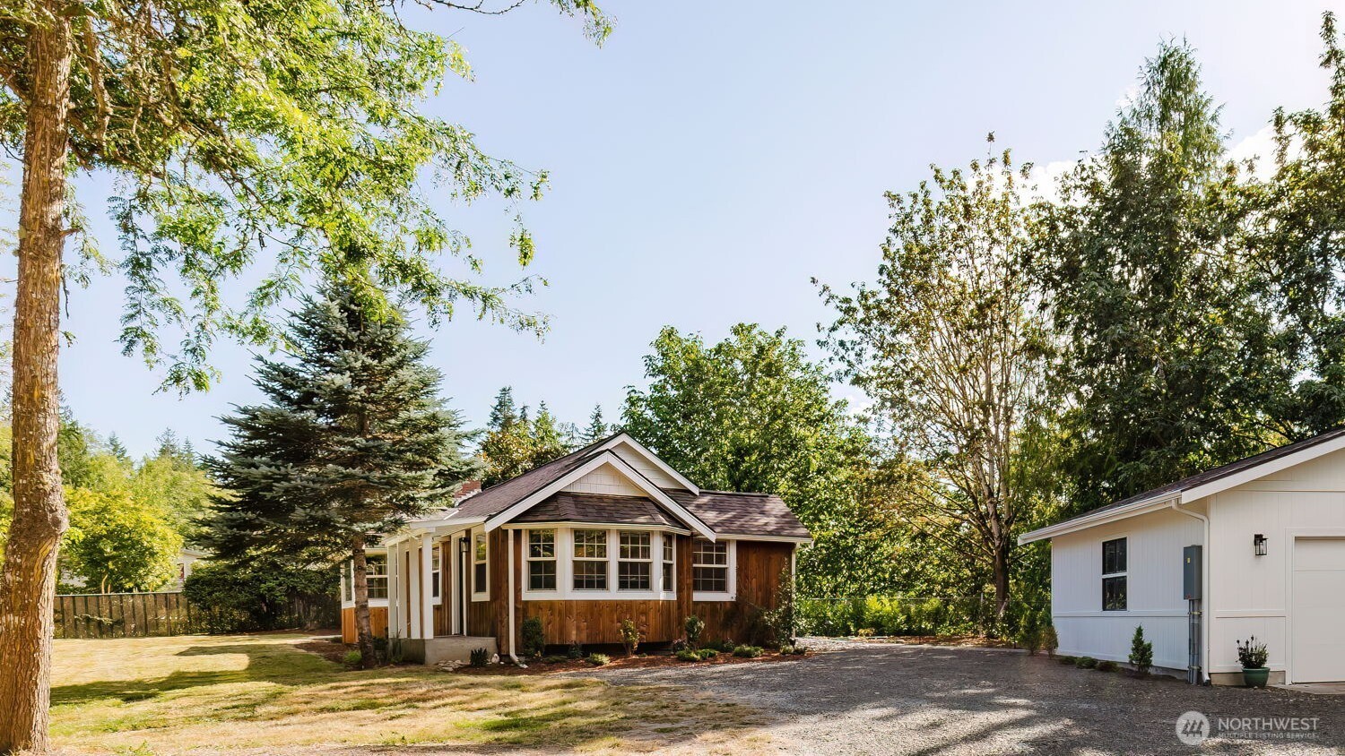 3338 Banner Road Property Photo 1