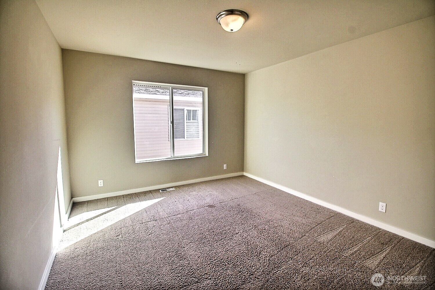 6321 Victoria Avenue Property Photo 16