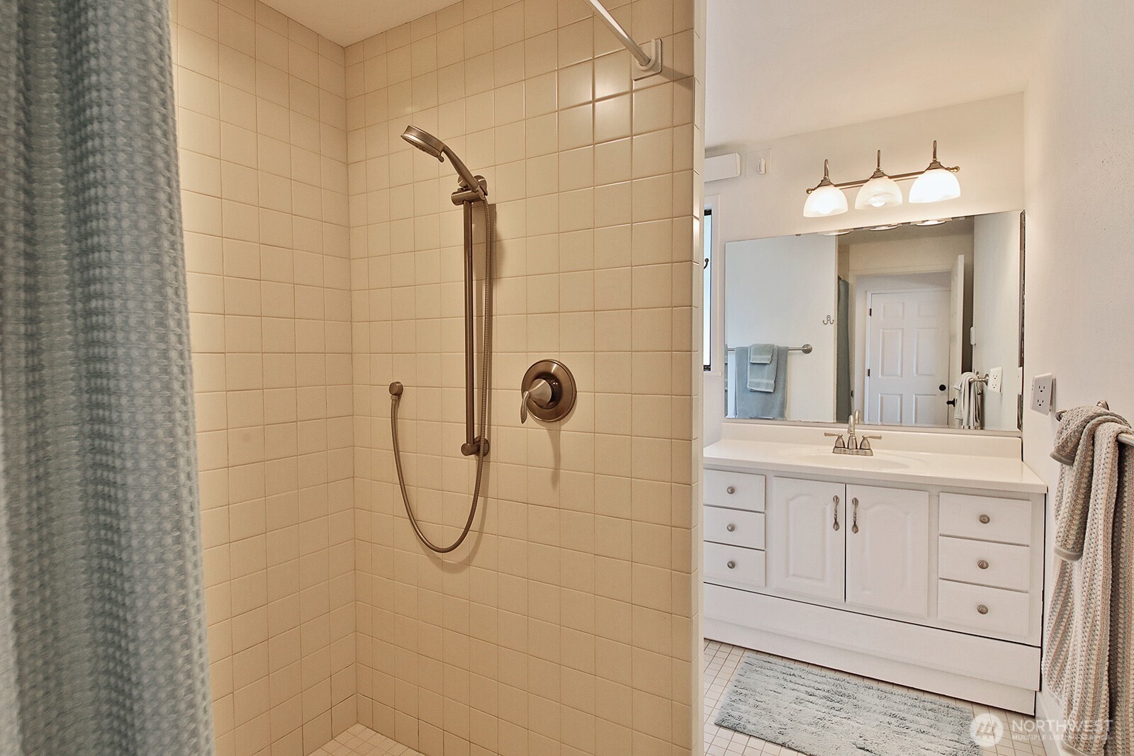 4721 Honeymoon Bay Road Property Photo 21