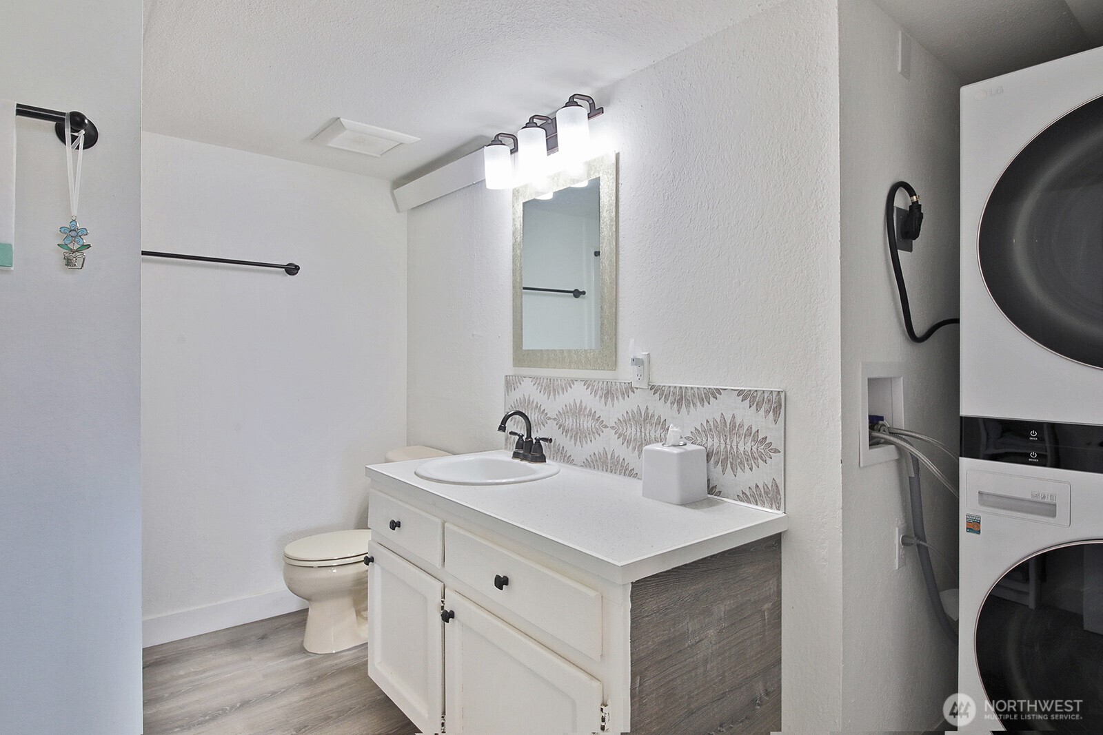 4721 Honeymoon Bay Road Property Photo 40