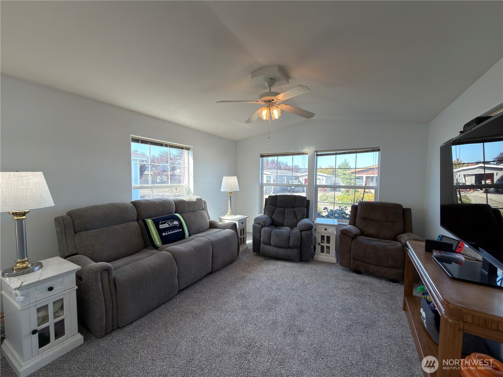 524 N 7th Avenue Property Photo 4