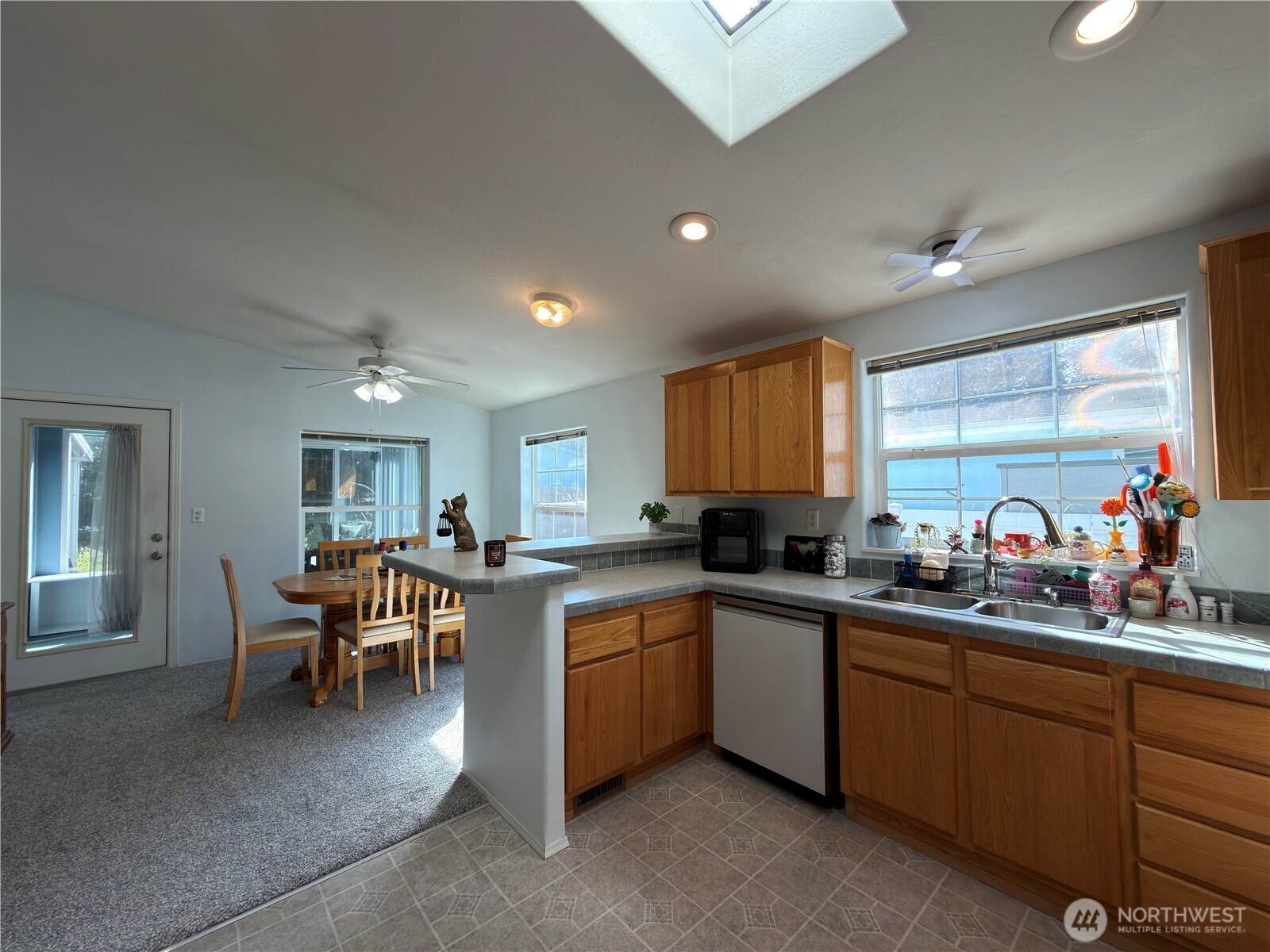 524 N 7th Avenue Property Photo 7