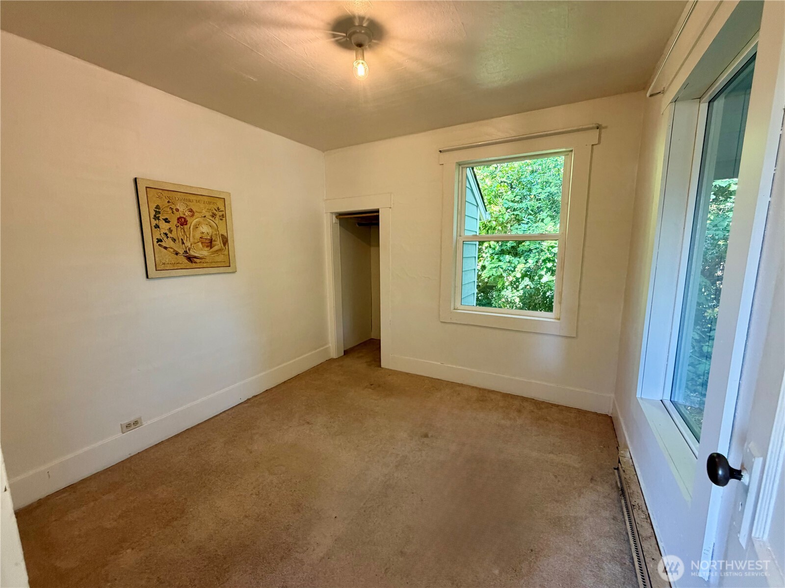 403 Cushing Street Property Photo 17