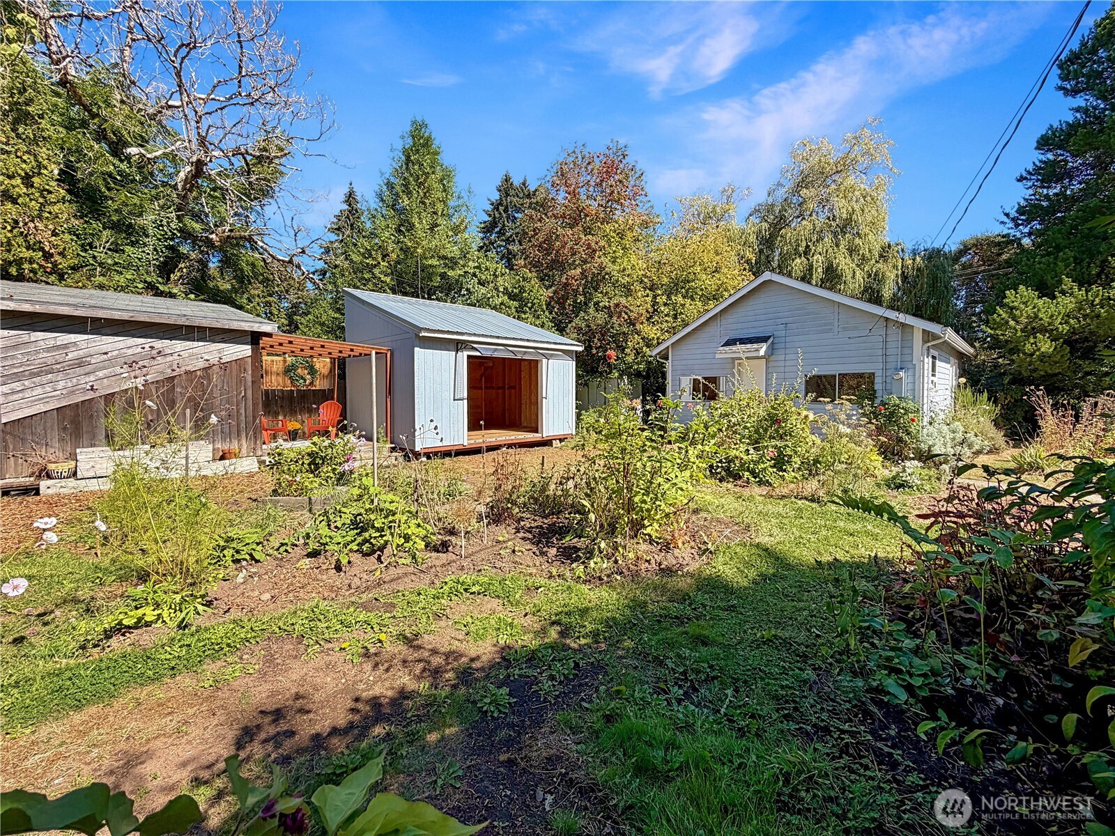 403 Cushing Street Property Photo 25