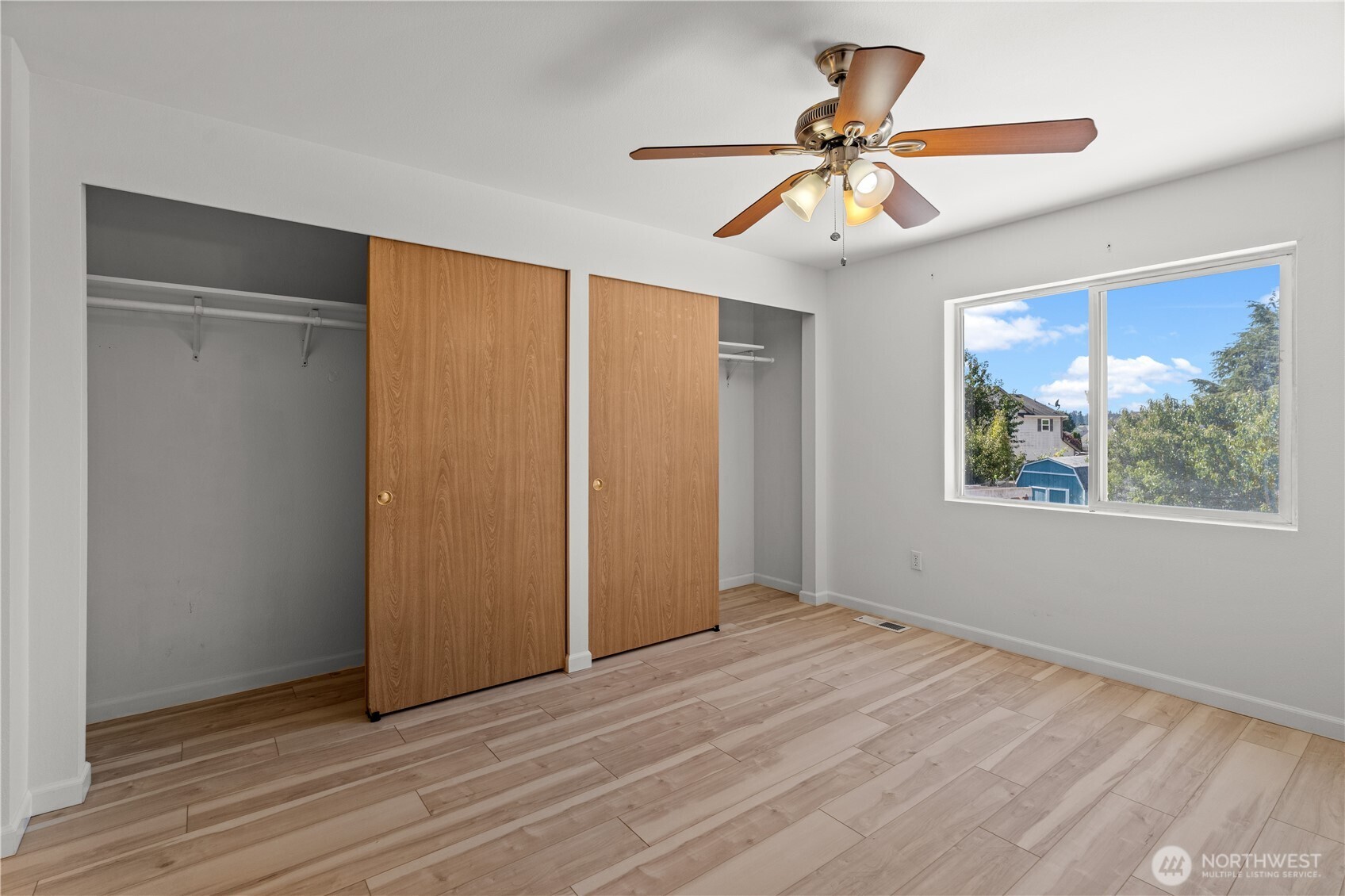 19920 14th Avenue Property Photo 7