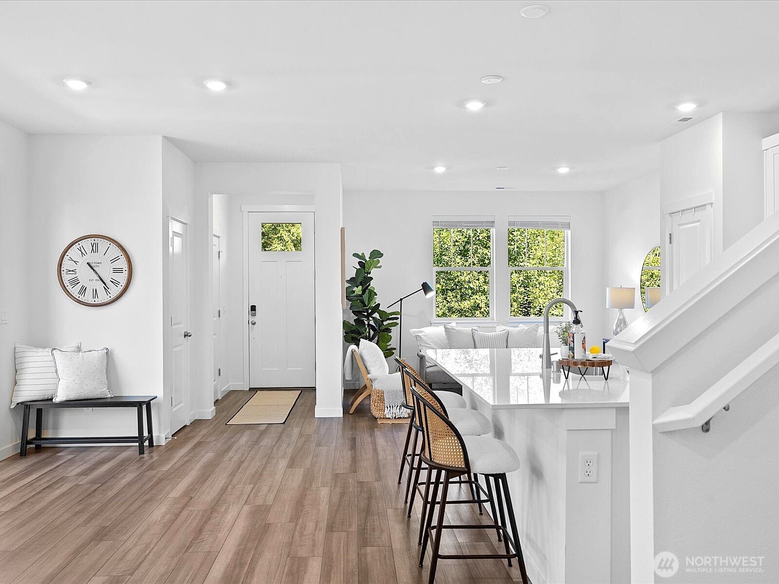 14312 270th Court Property Photo 4