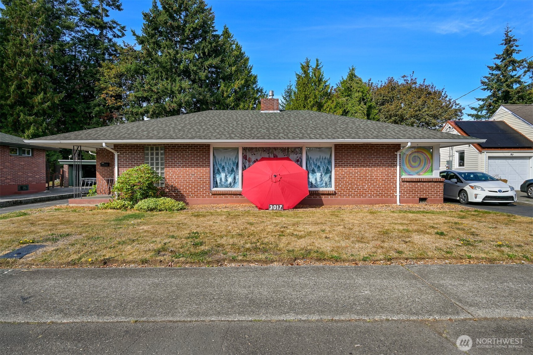 3017 Lynn Street Property Photo 2
