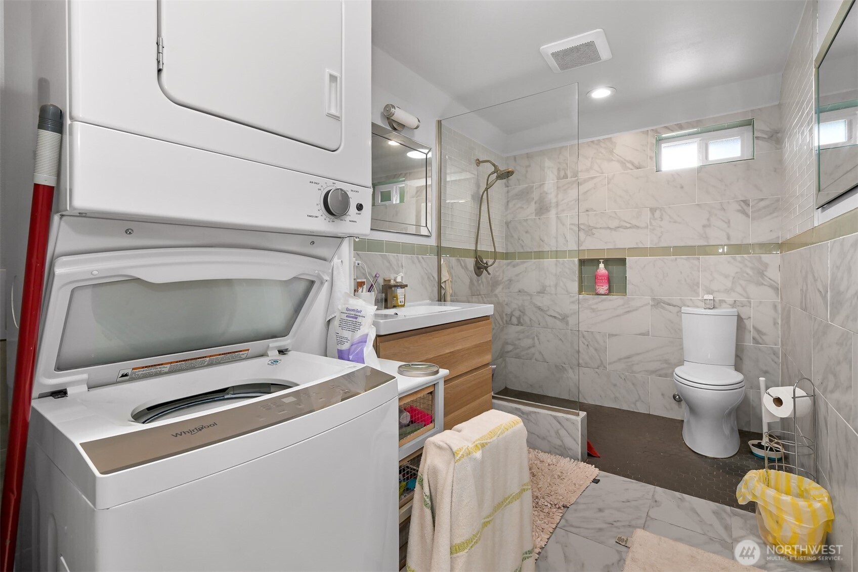 3017 Lynn Street Property Photo 12
