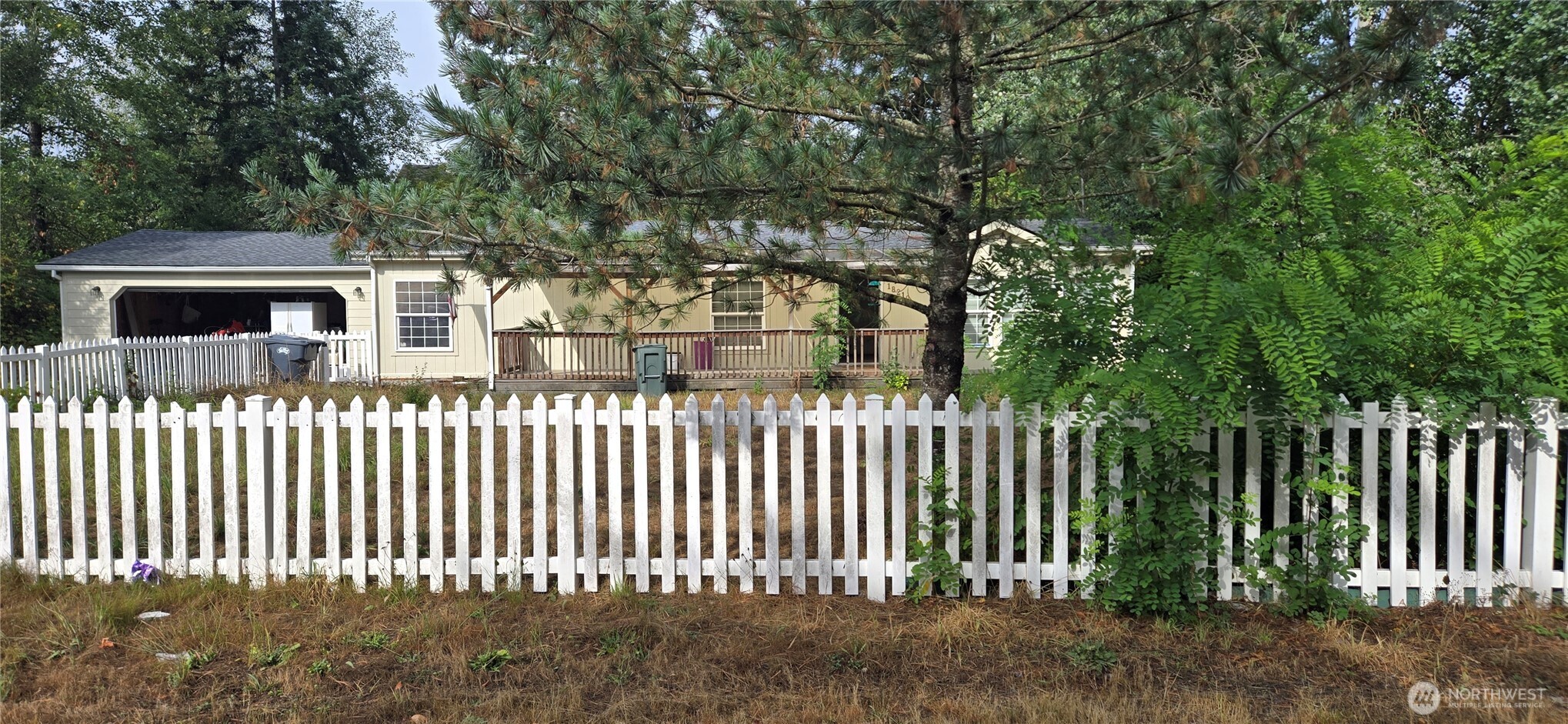 18210 82nd Ave Court Property Photo 5
