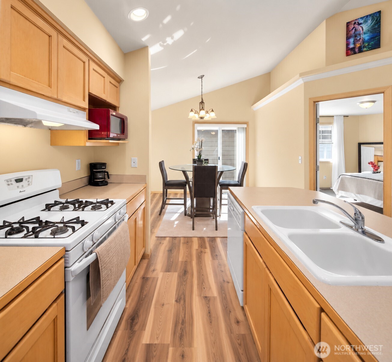 1803 Wildflower Way Property Photo 8