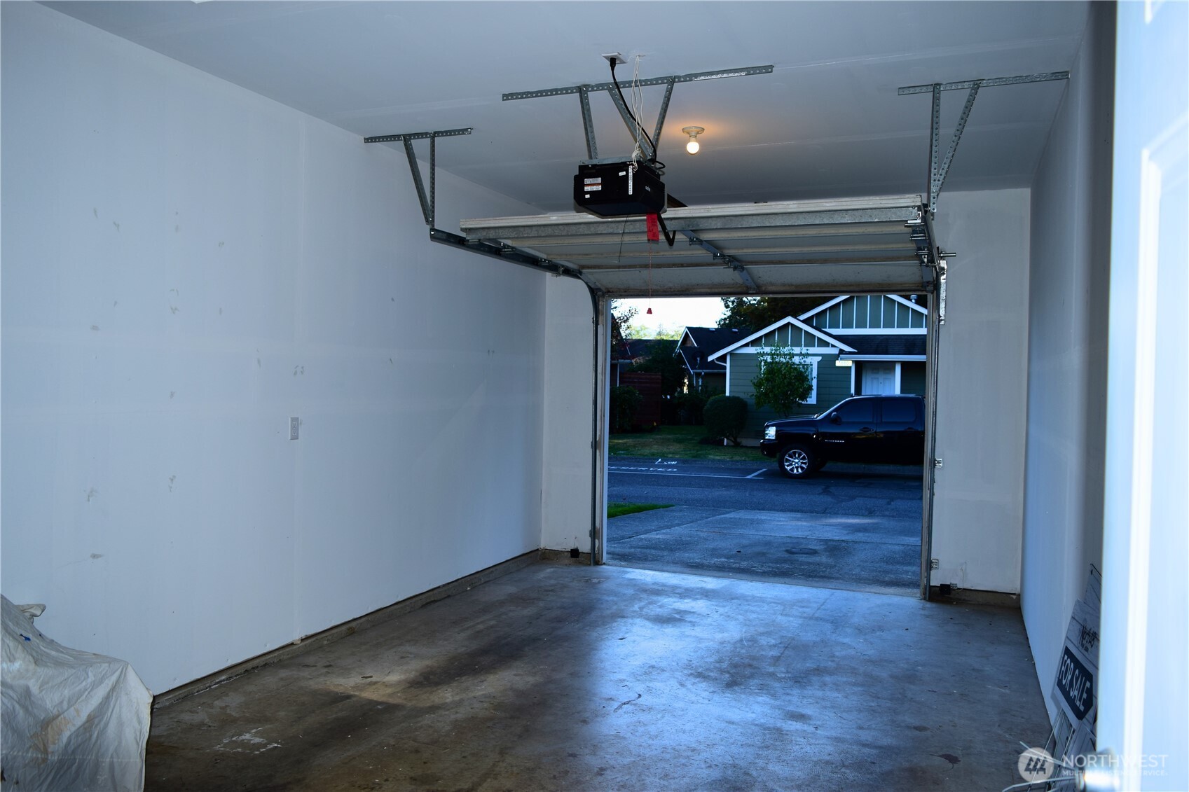 1803 Wildflower Way Property Photo 26